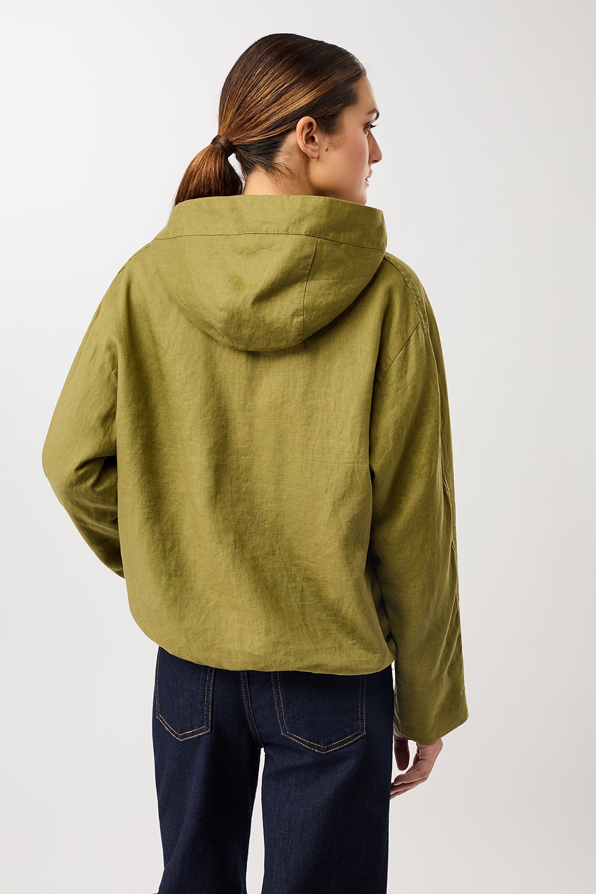 langerchen-lockere-jacke-mit-kordelzug-kapuze-green-olive image 4