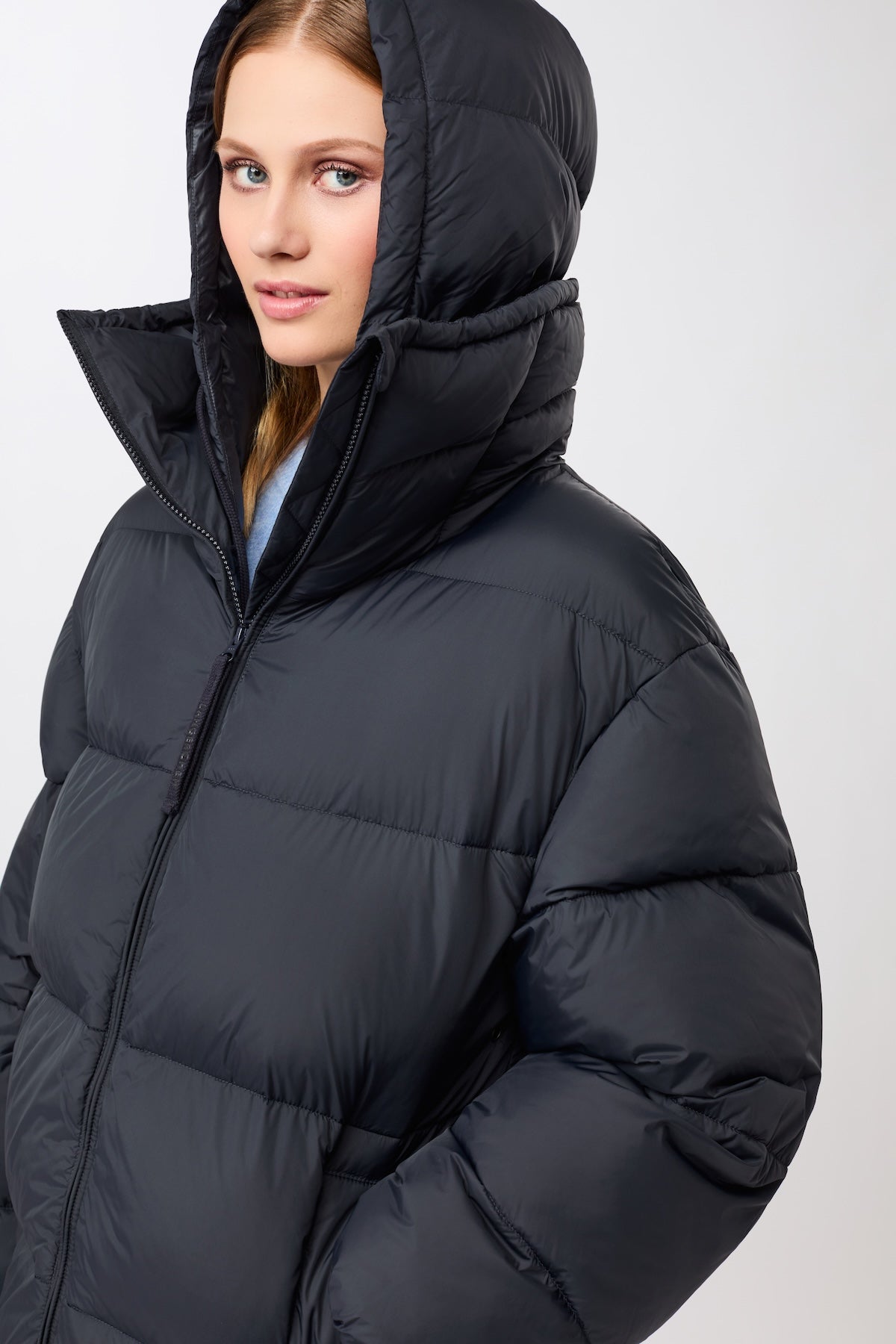langerchen-steppjacke-mit-kragen-und-abnehmbarer-kapuze-midnight image 5