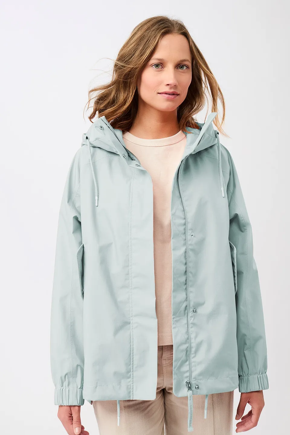 langerchen-kapuzenjacke-mit-falten-am-arm-flow image 1
