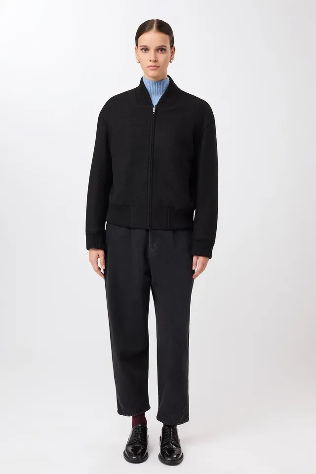 langerchen-90er-bomber-style-mit-rippe-black-aus-bio-wolle image 1
