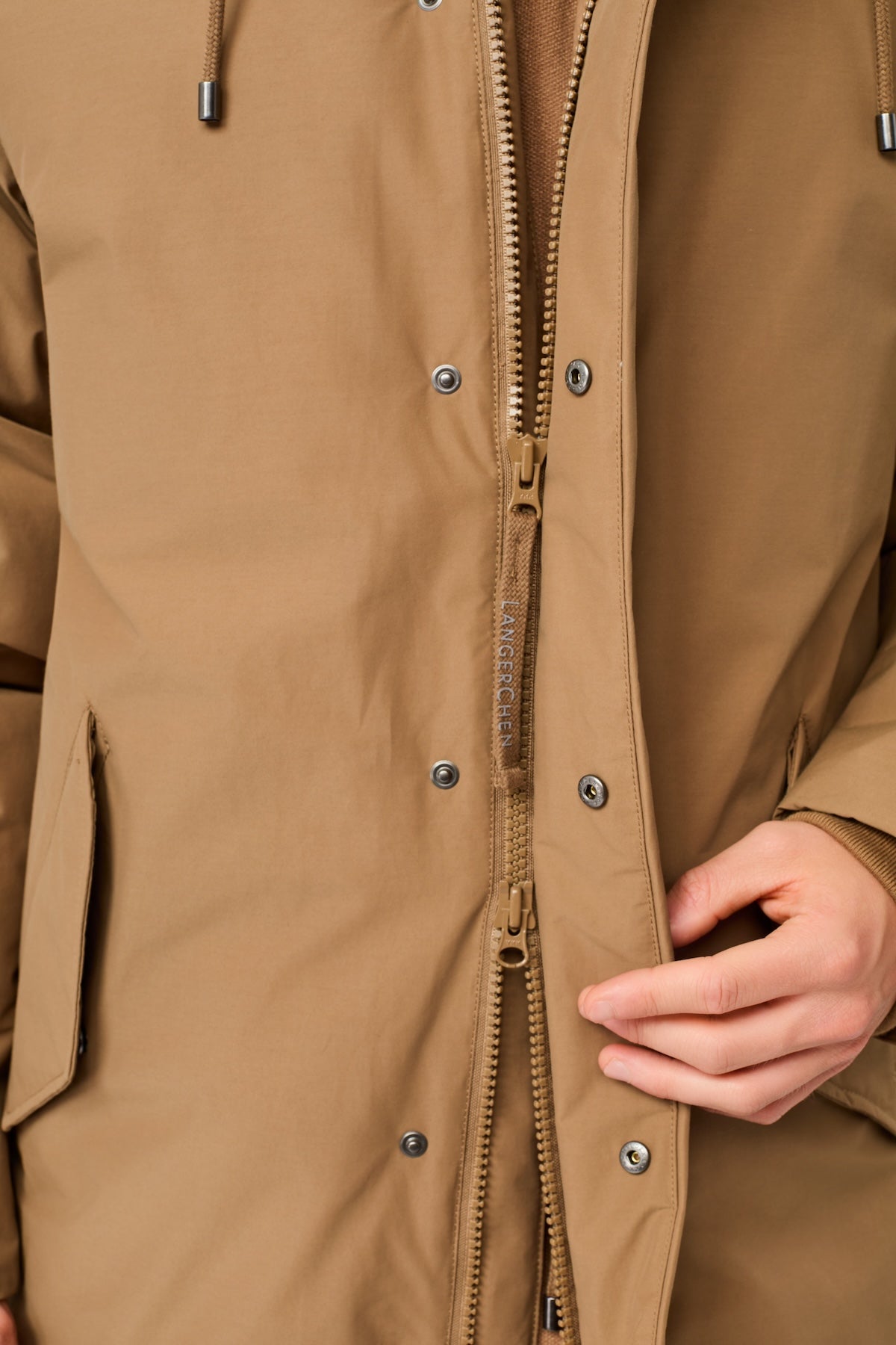 langerchen-parka-aus-eco-daune-mit-kapuze-oak-parka image 7