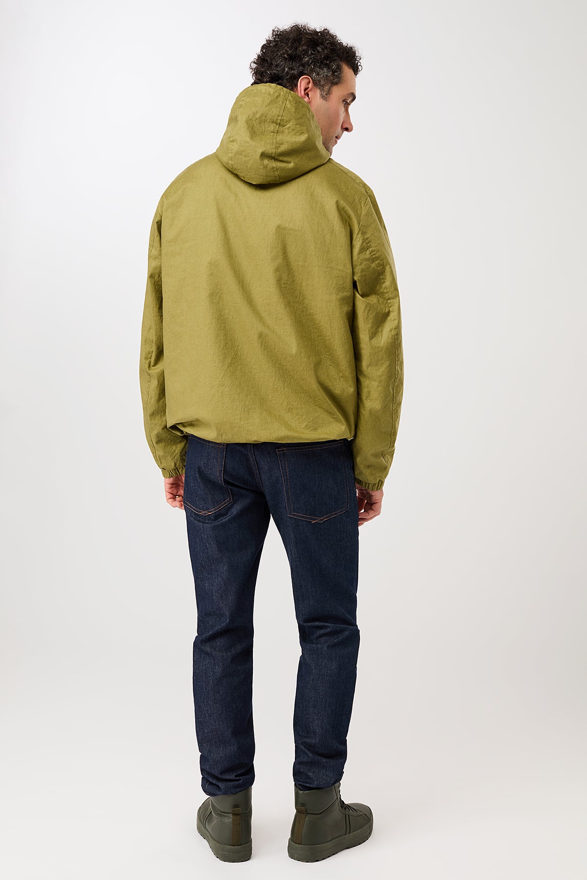 langerchen-kurze-jacke-aus-beschichtetem-leinen-green-olive image 5