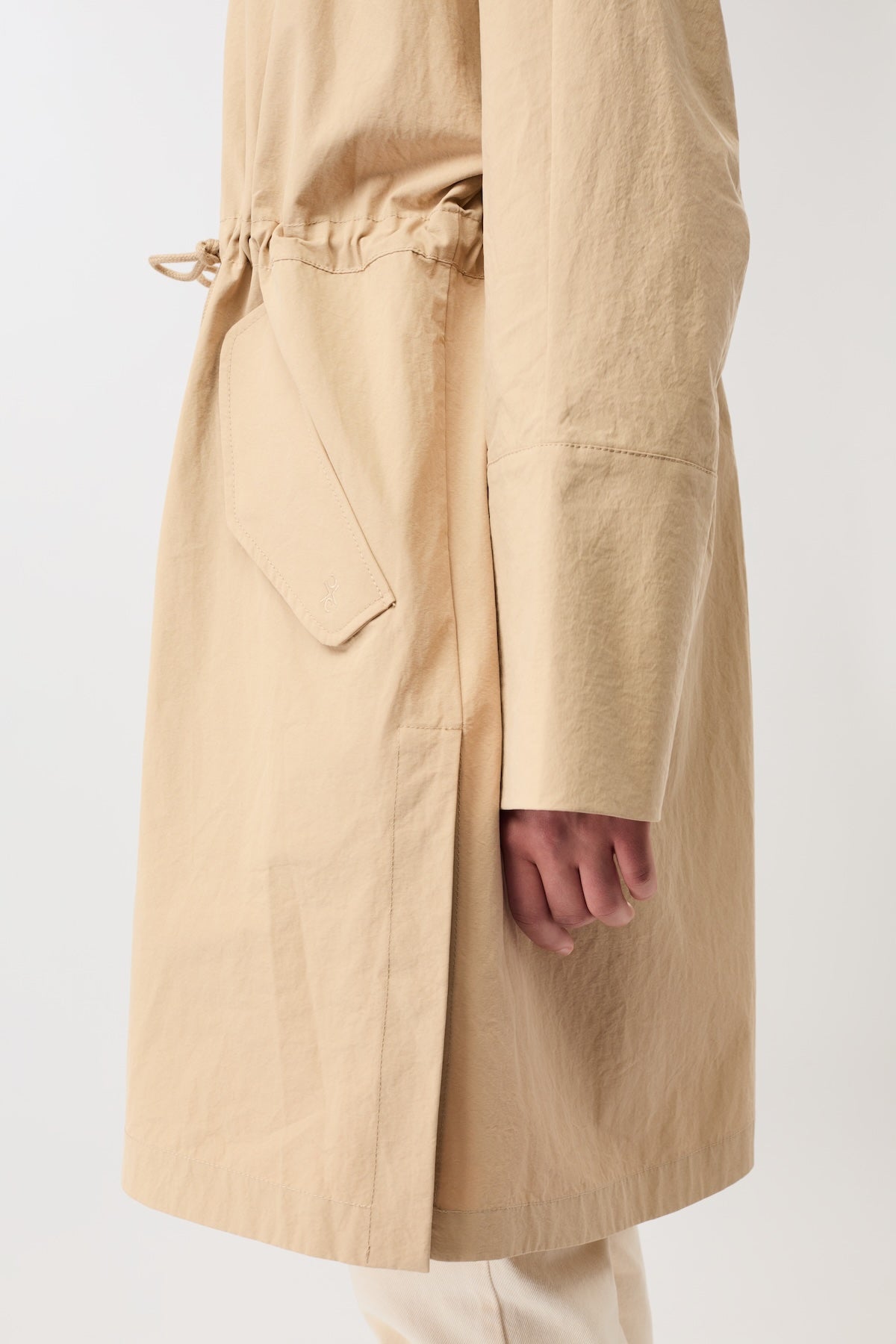 langerchen-langer-parka-natural-mit-druckkn-pfen-und-rmelaufschlag image 4