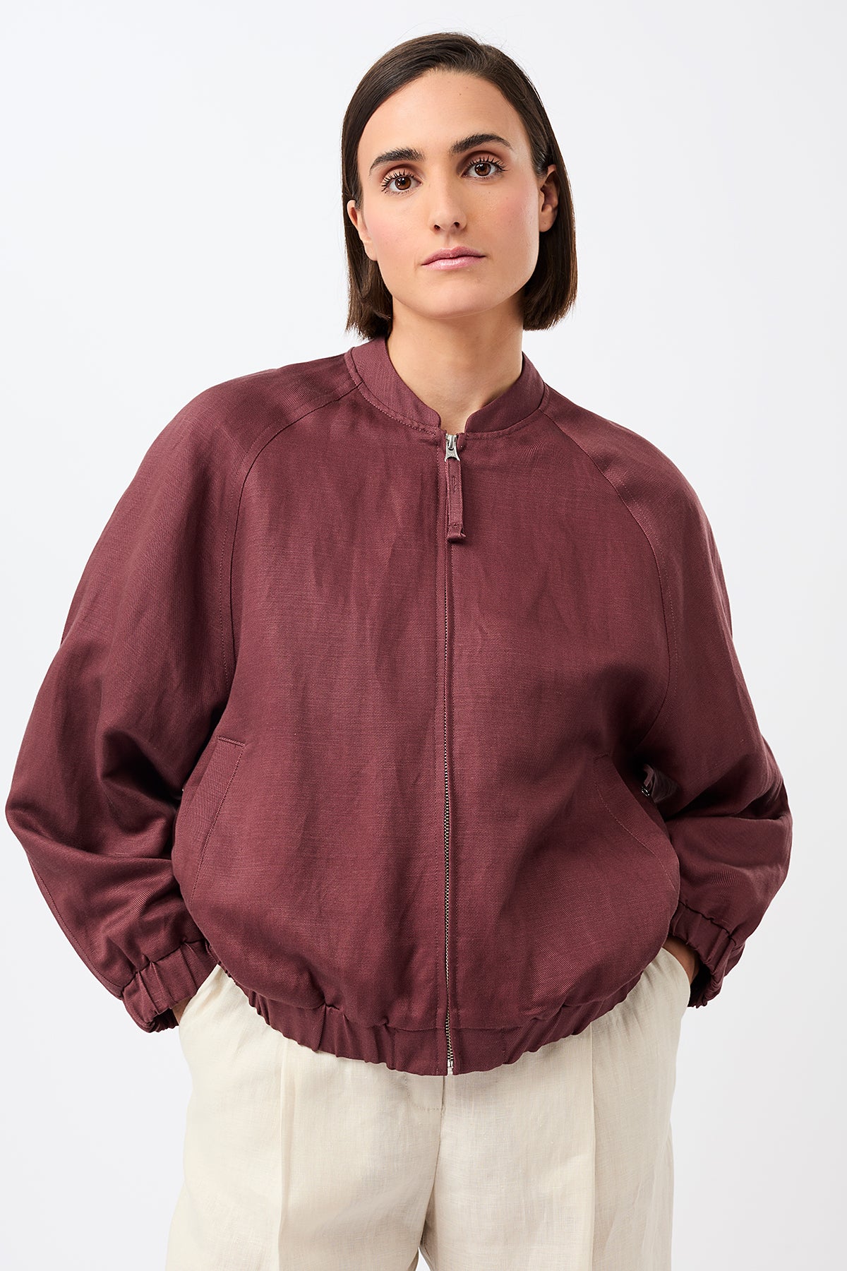 langerchen-bomberjacke-aus-tencel-blouson-in-rubywood image 1