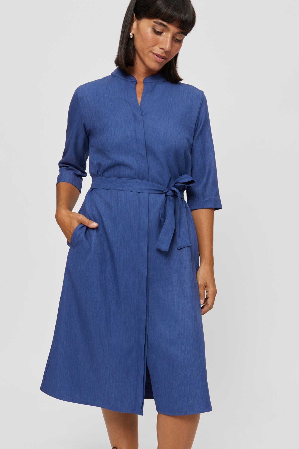 ayani-lidia-hemdkleid-classic-blue-3-4-rmel image 4