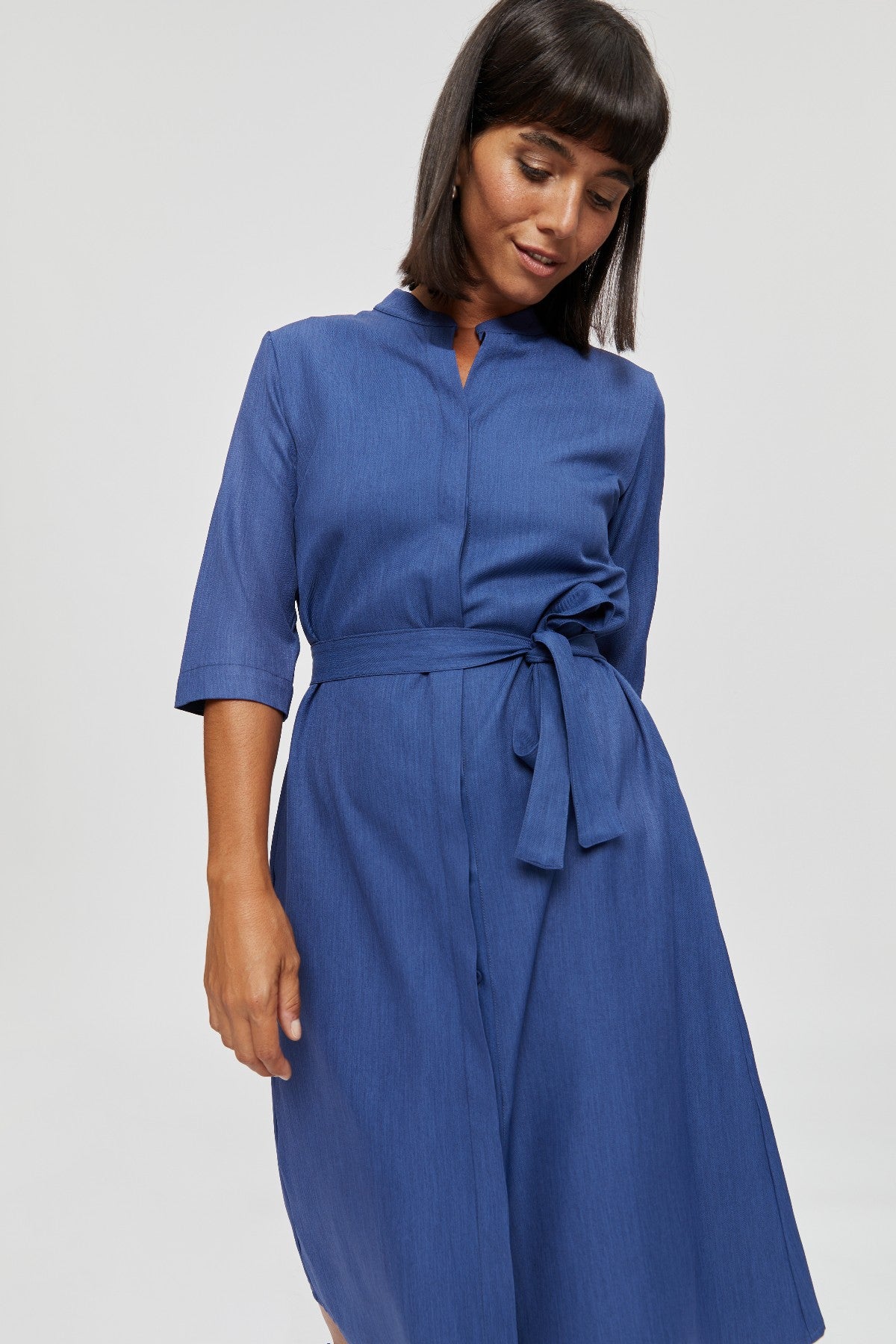 ayani-lidia-hemdkleid-classic-blue-3-4-rmel image 1