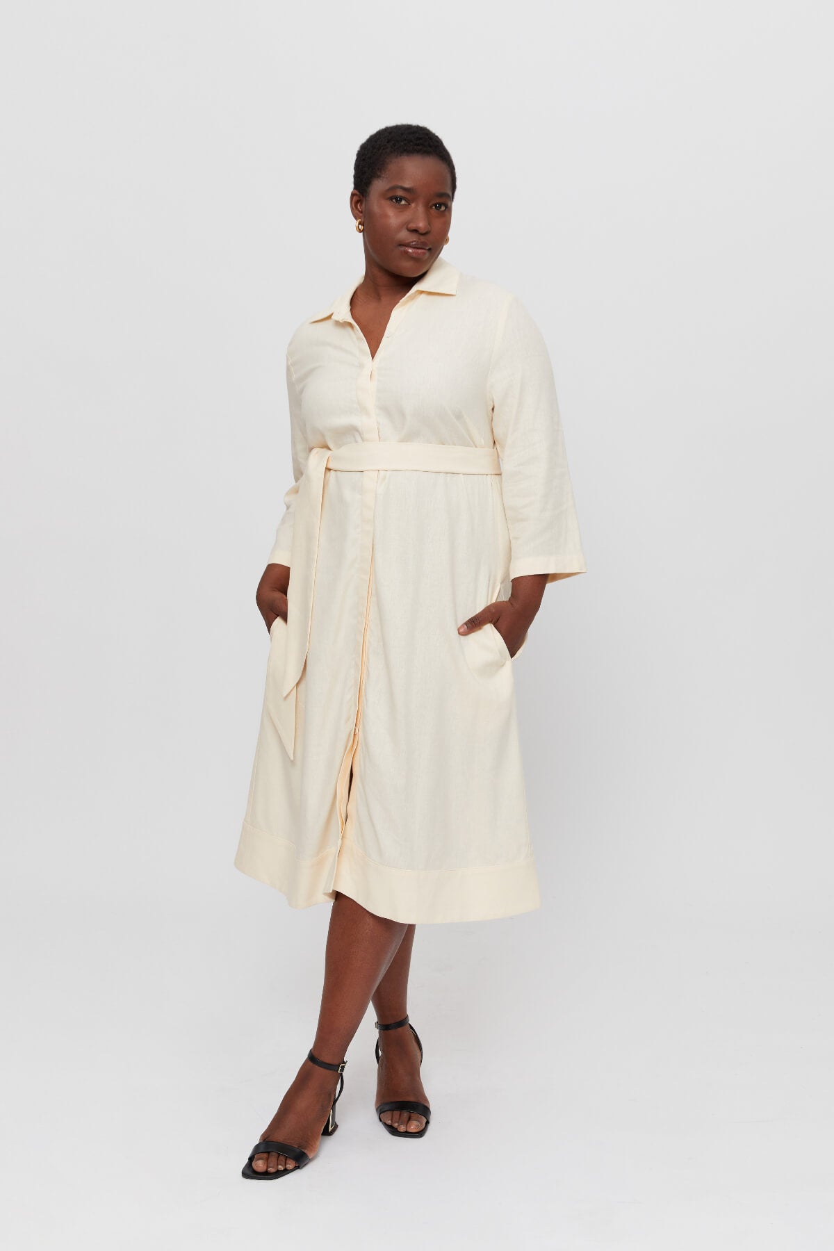 ayani-mariam-leinen-hemdkleid-mit-breitem-g-rtel-in-cream image 3