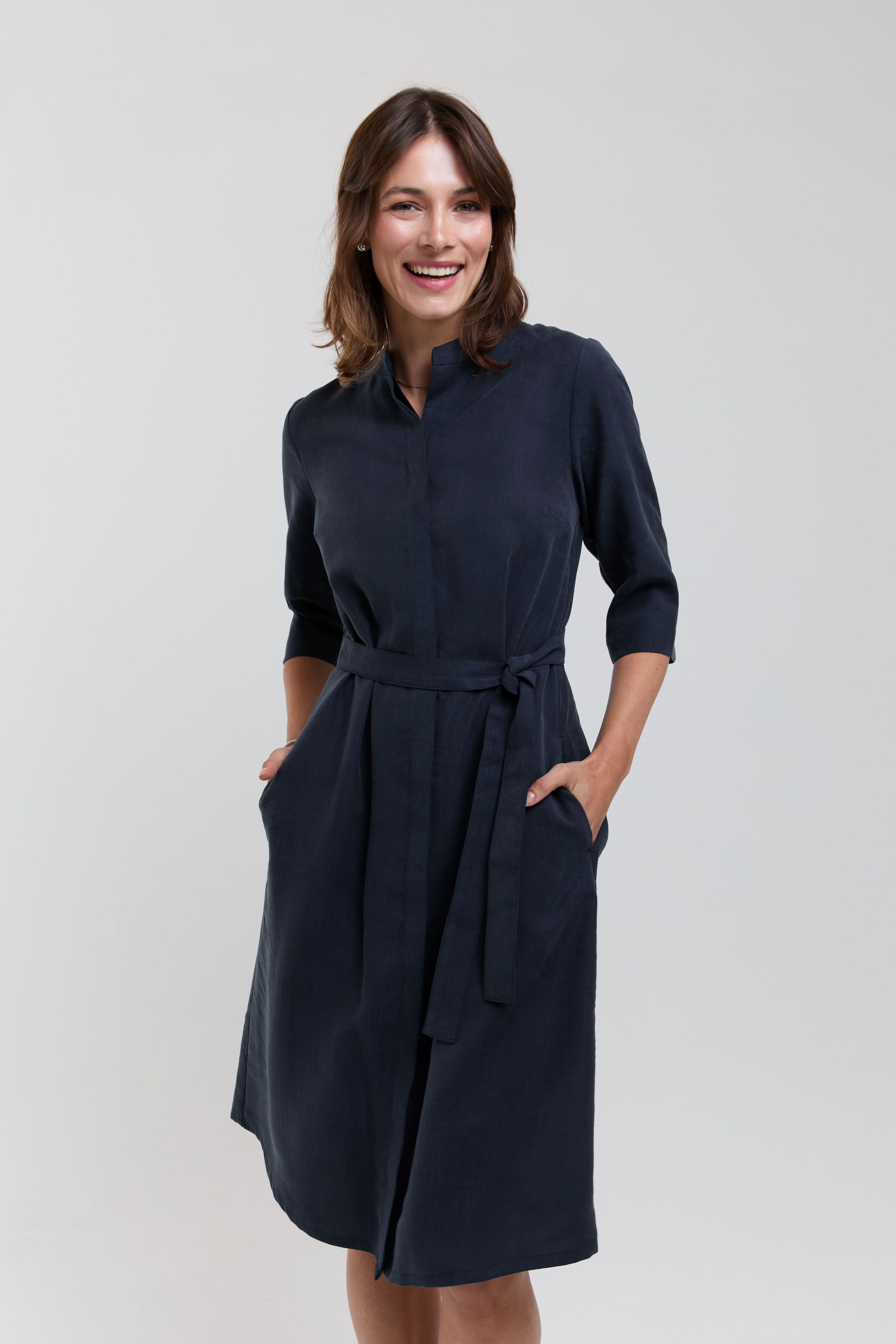 ayani-anne-hemd-kleid-in-dunkelblau-aus-tencel image 4