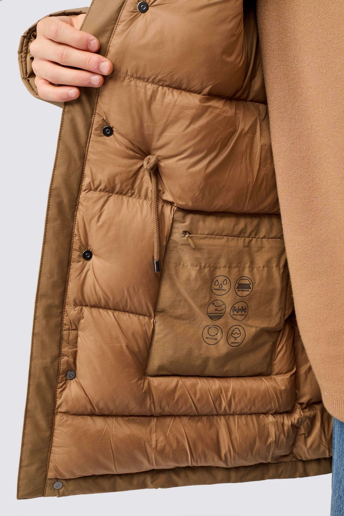 langerchen-parka-aus-eco-daune-mit-kapuze-oak-parka image 8