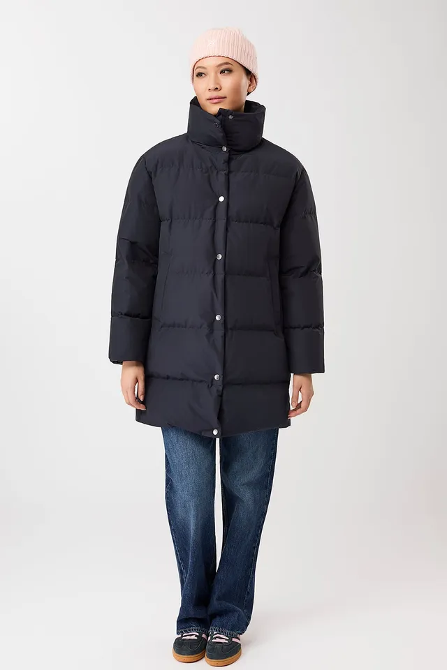 langerchen-jacke-mit-stehkragen-aus-eco-daune-navy-kurz image 1