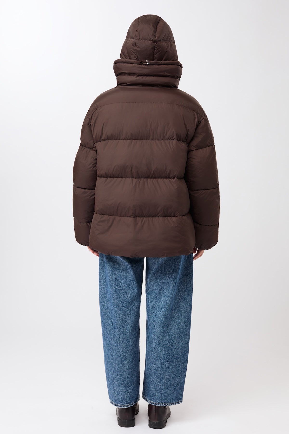 langerchen-steppjacke-mit-kragen-und-abnehmbarer-kapuze-coffee image 4