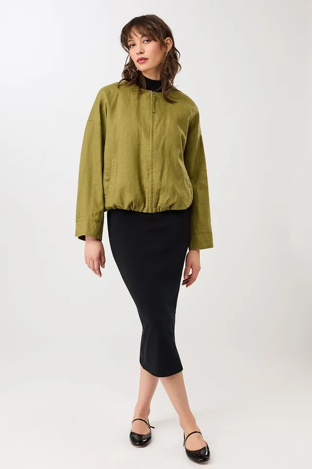 langerchen-rundhals-bomberjacke-mit-leistentasche-green-olive image 1