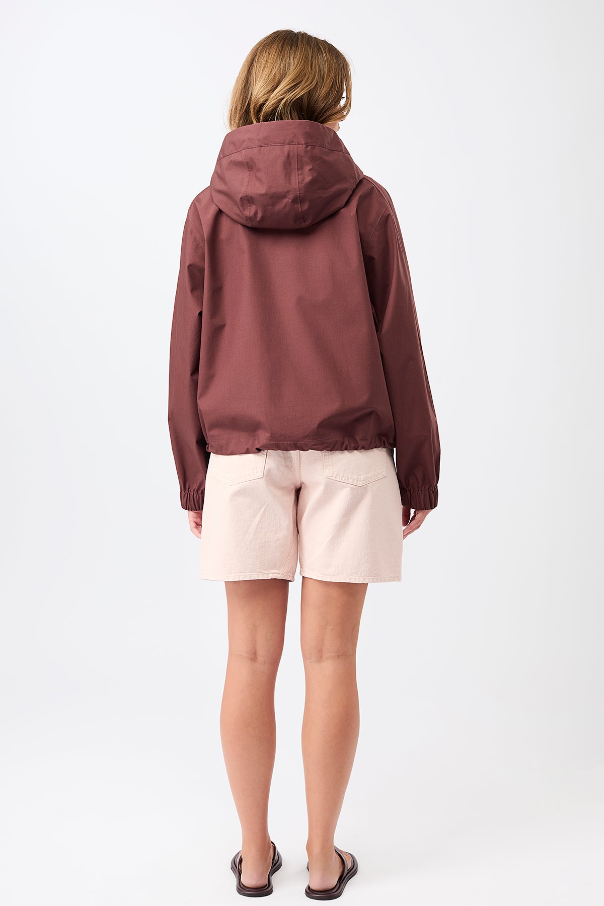langerchen-kurze-regenjacke-mit-reissverschlusstasche-regenjacke-rubywood image 3