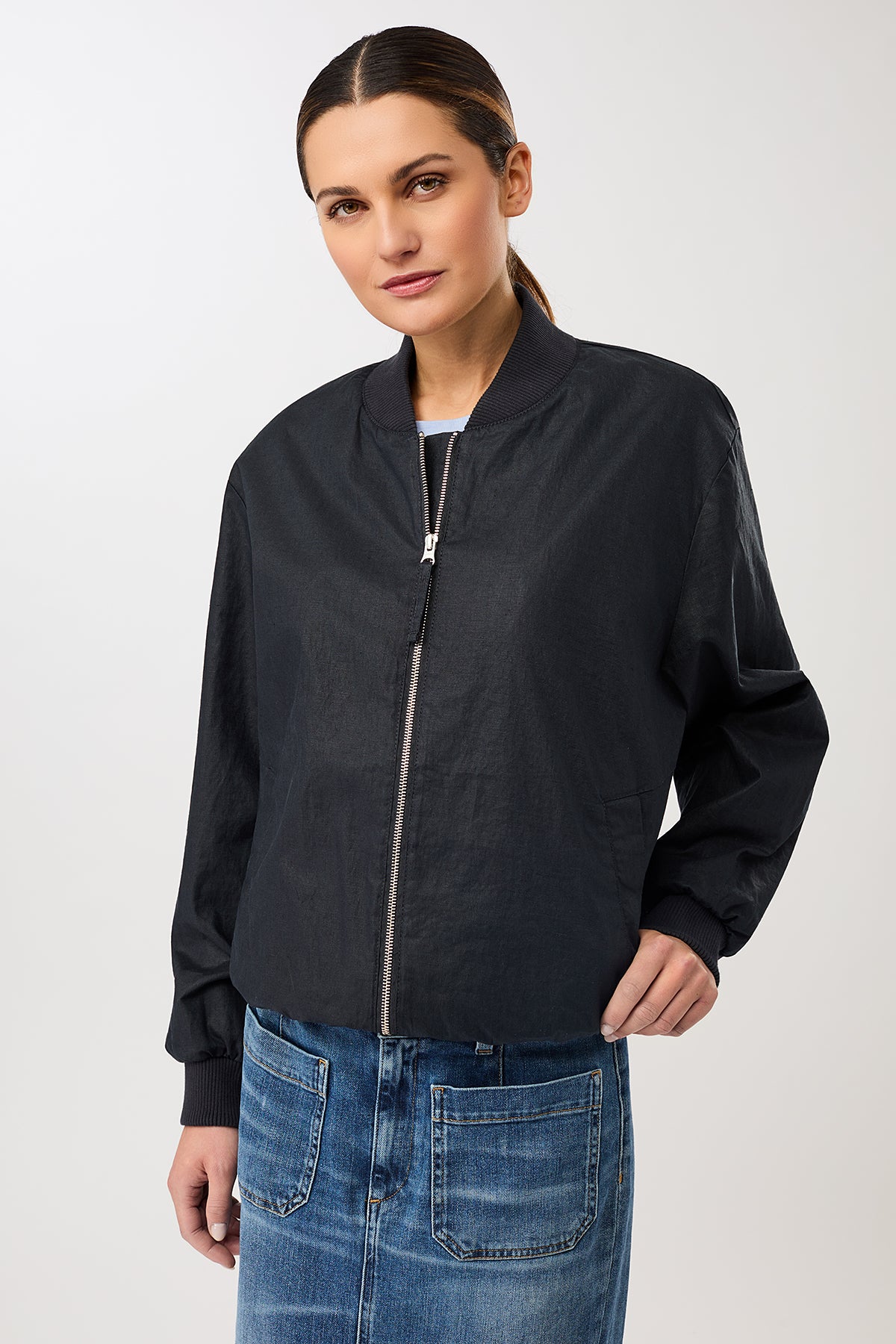 langerchen-bomberjacke-mit-seitlichen-rei-verschl-ssen-navy image 4