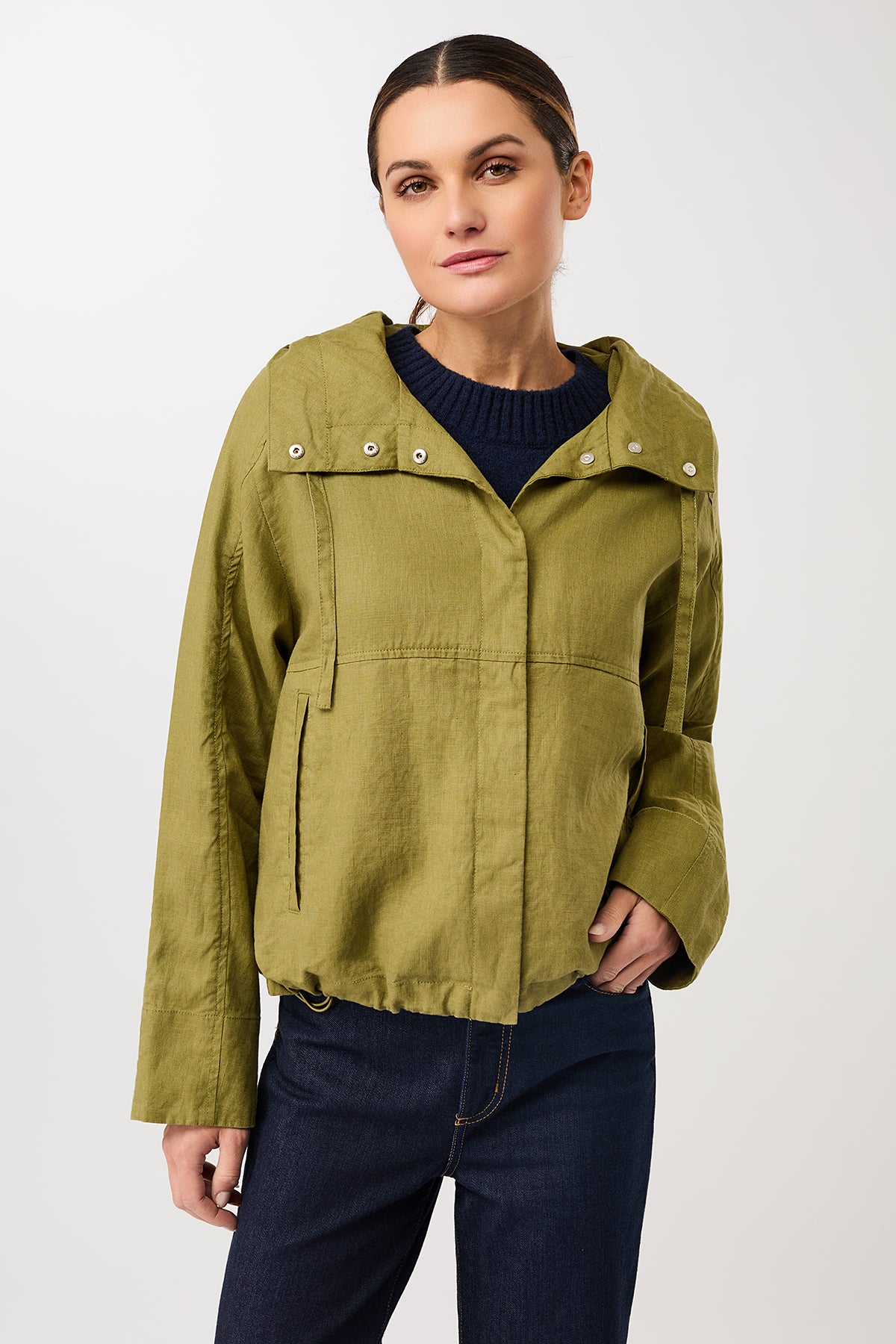 langerchen-lockere-jacke-mit-kordelzug-kapuze-green-olive image 1