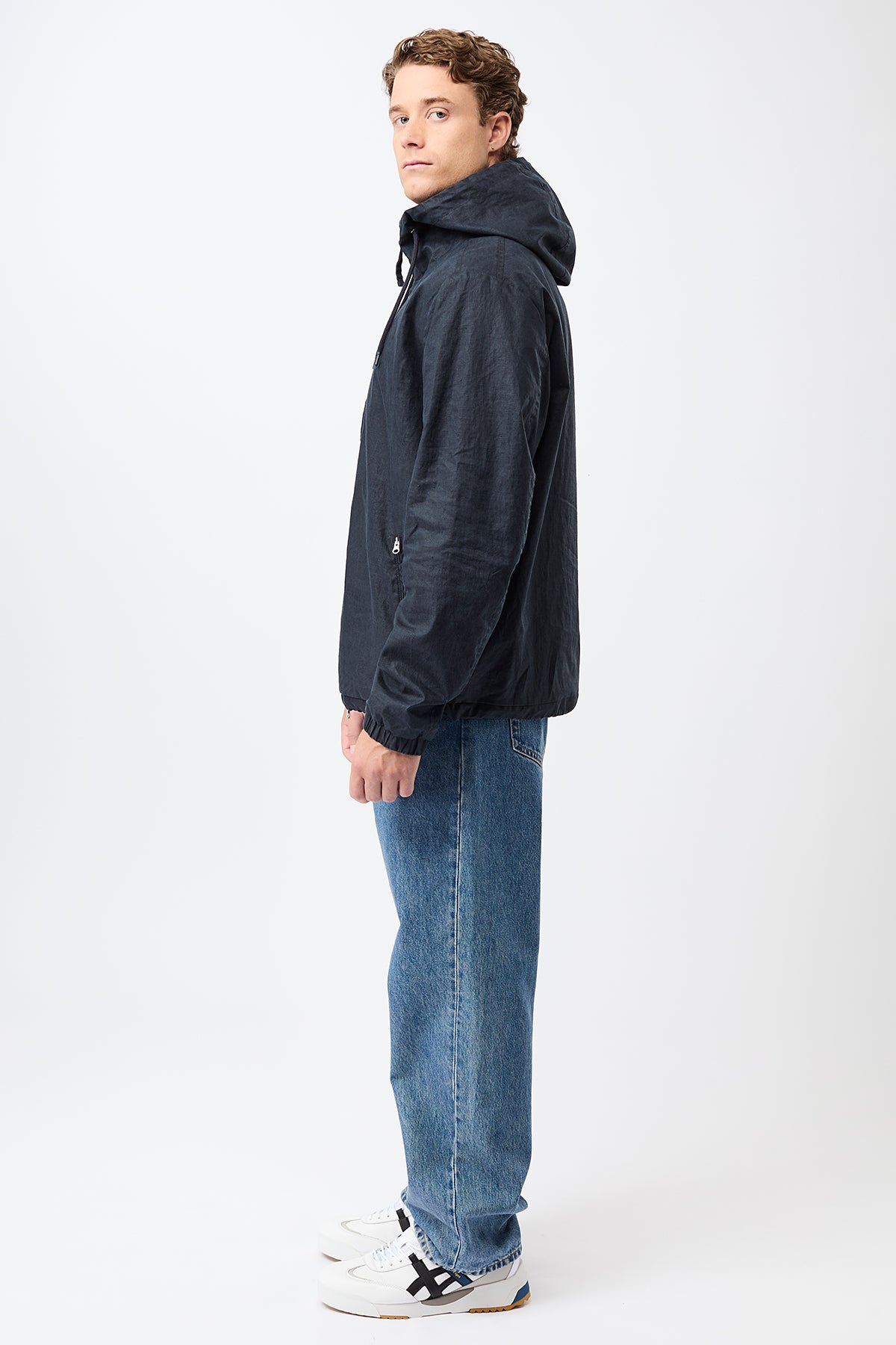 langerchen-kurze-jacke-aus-beschichtetem-leinen-navy image 2