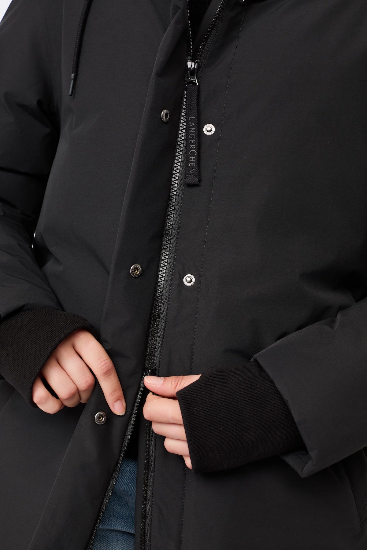 langerchen-lange-jacke-mit-kapuze-und-eco-daune-black image 7