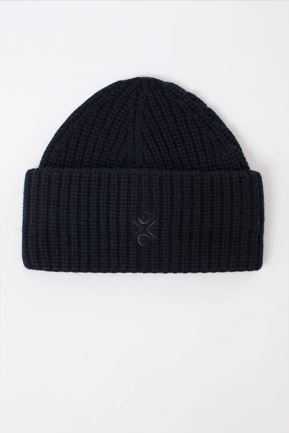 langerchen-grobstrick-m-tze-aus-bio-wolle-navy image 1