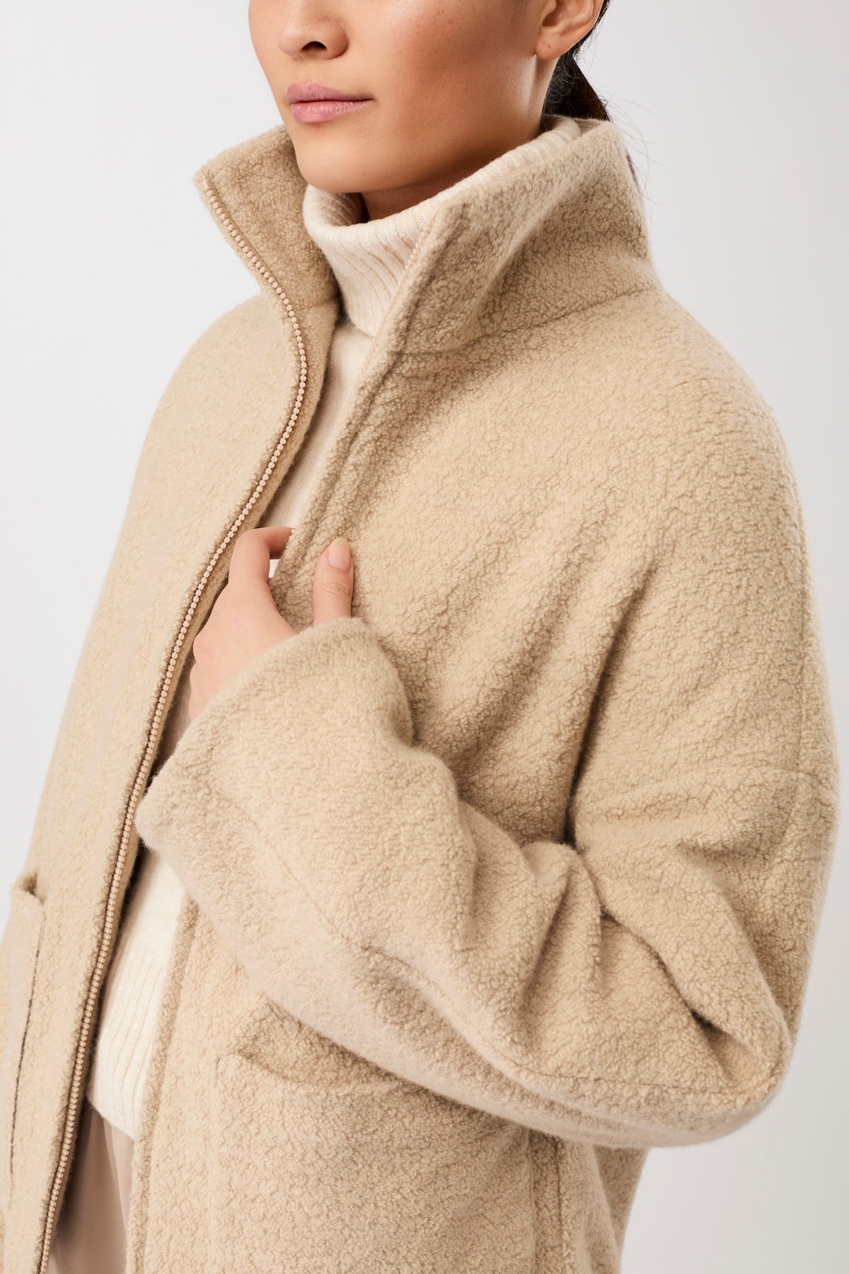 langerchen-jacke-mit-stehkragen-aus-woll-fleece-limestone image 5