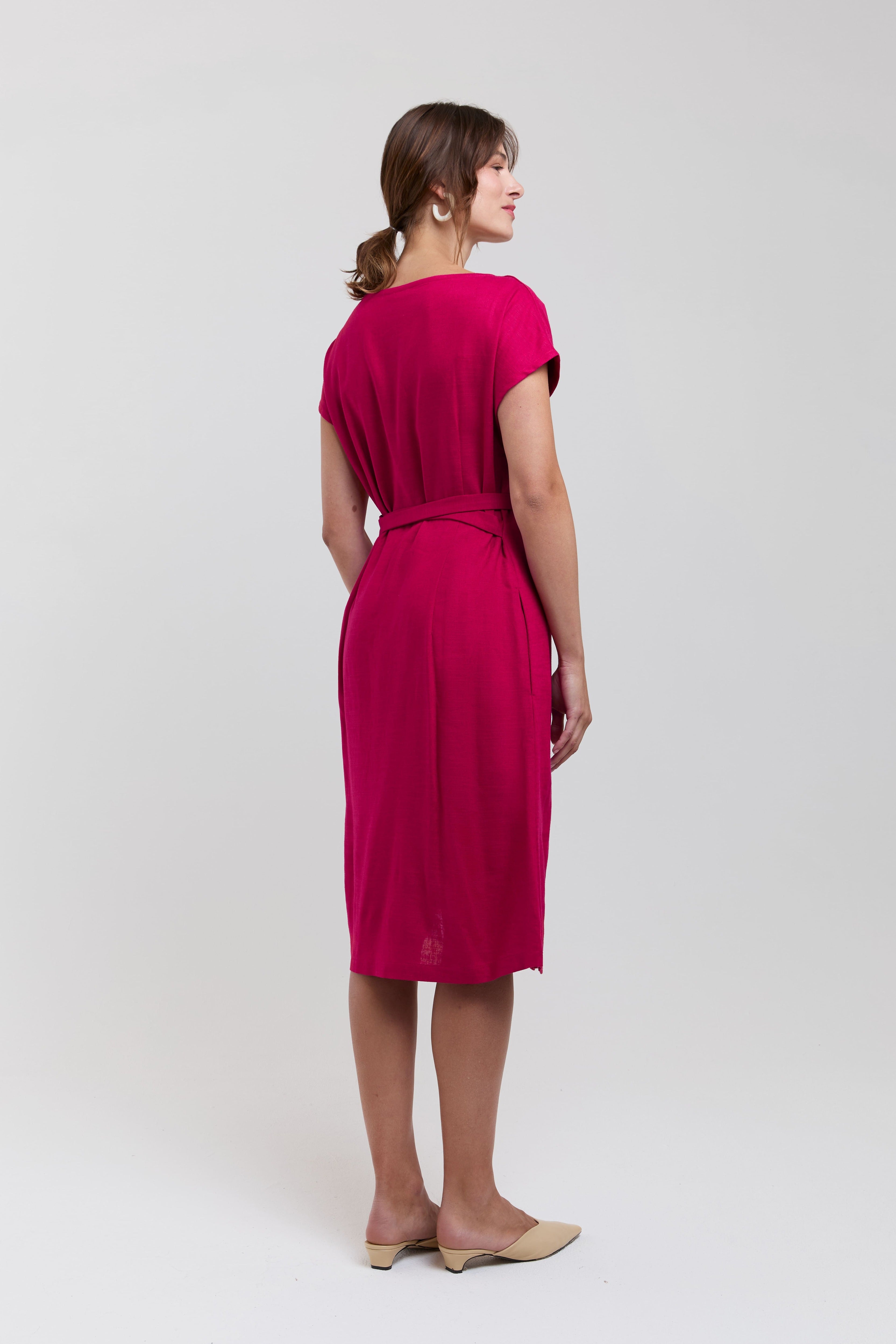 ayani-julia-elegantes-midi-kleid-mit-tailleng-rteln-in-kirschrot image 5