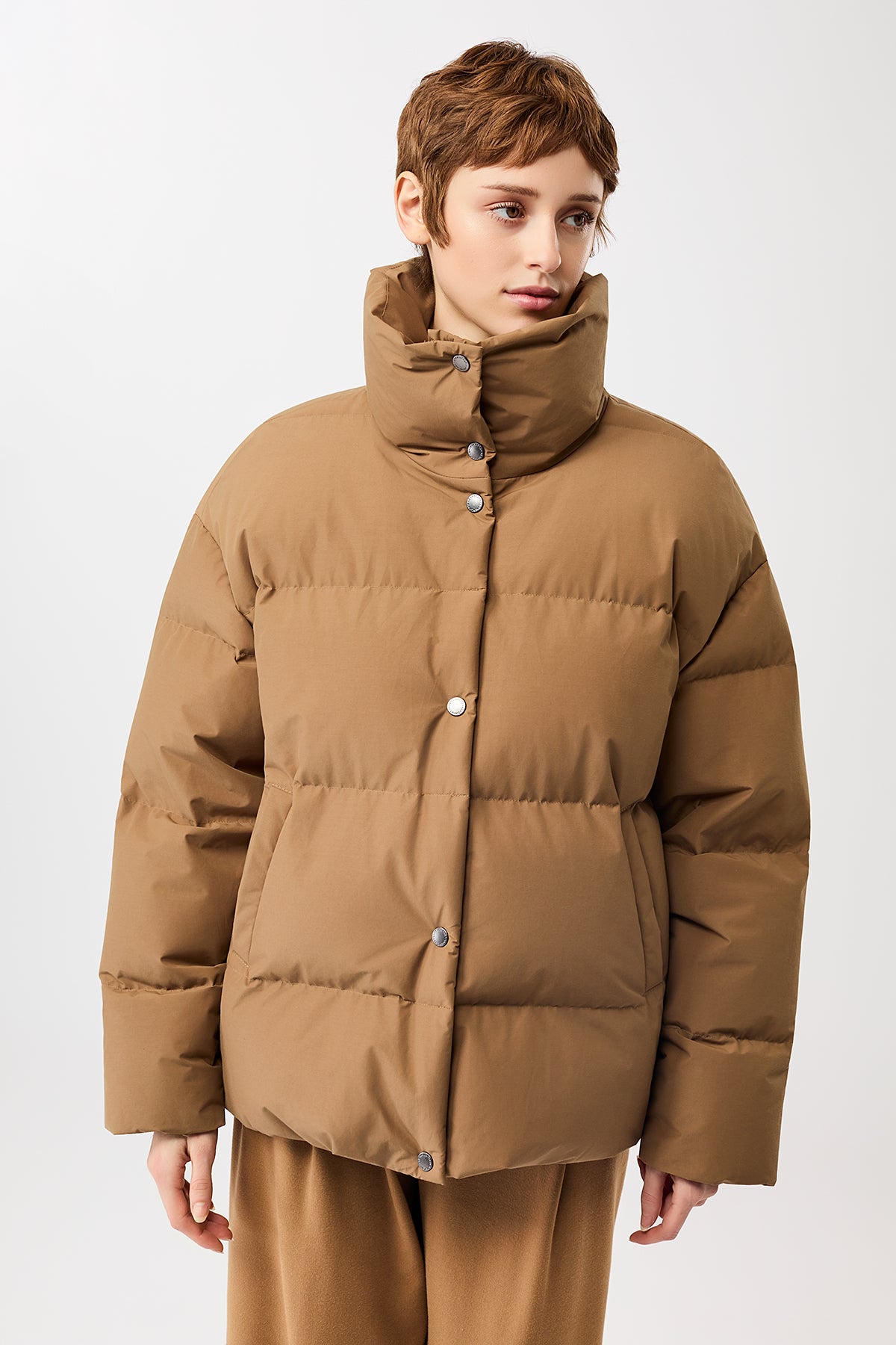 langerchen-gesteppte-jacke-aus-eco-daune-mit-stehkragen-oak-kurze-jacke image 1