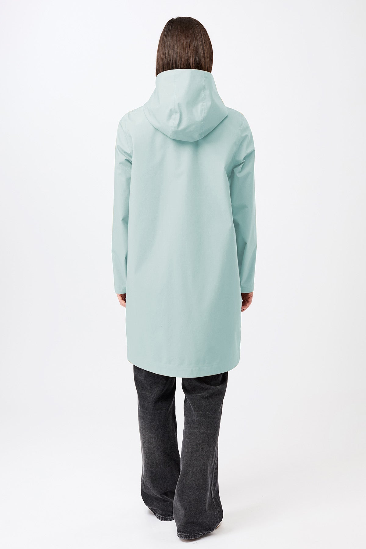 langerchen-schmaler-regenparka-mit-verdecktem-rei-verschluss-flow image 3