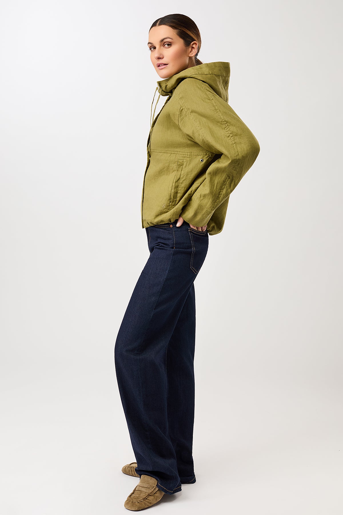 langerchen-lockere-jacke-mit-kordelzug-kapuze-green-olive image 3