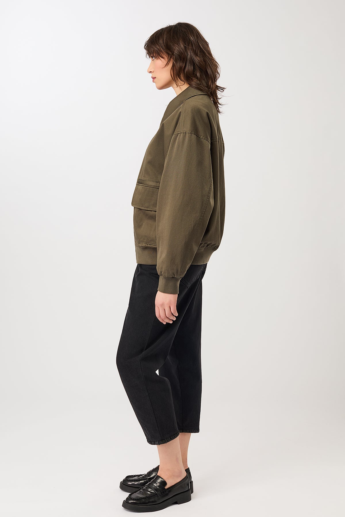 langerchen-blousonjacke-mit-gro-en-taschen-stone-moss image 2
