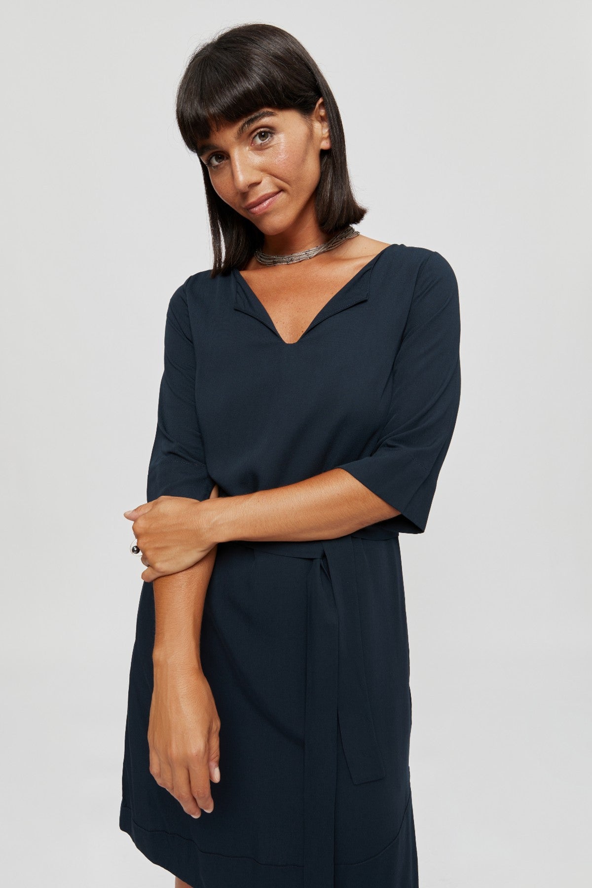ayani-catherine-kleid-anthrazit-mit-optionalem-g-rtel image 7