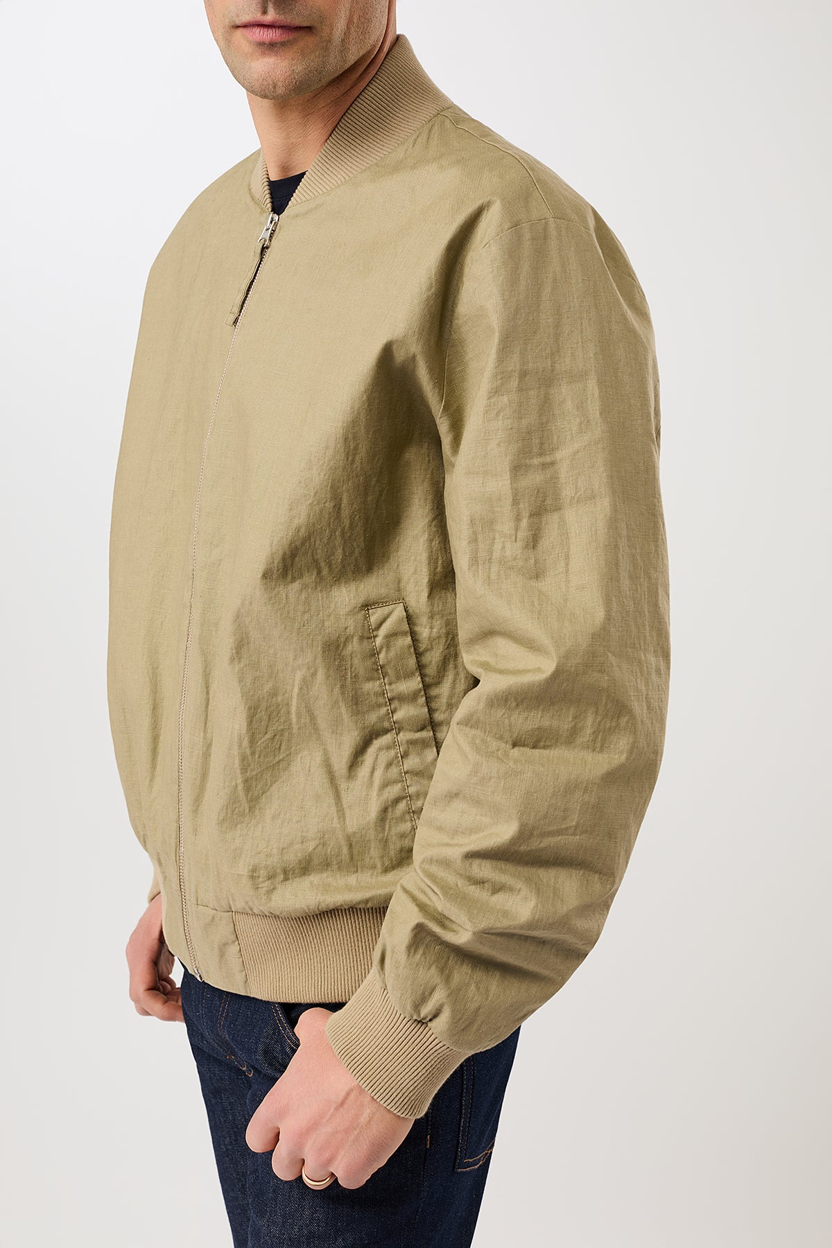 langerchen-bomberjacke-aus-beschichtetem-leinen-blouson-breeze image 4