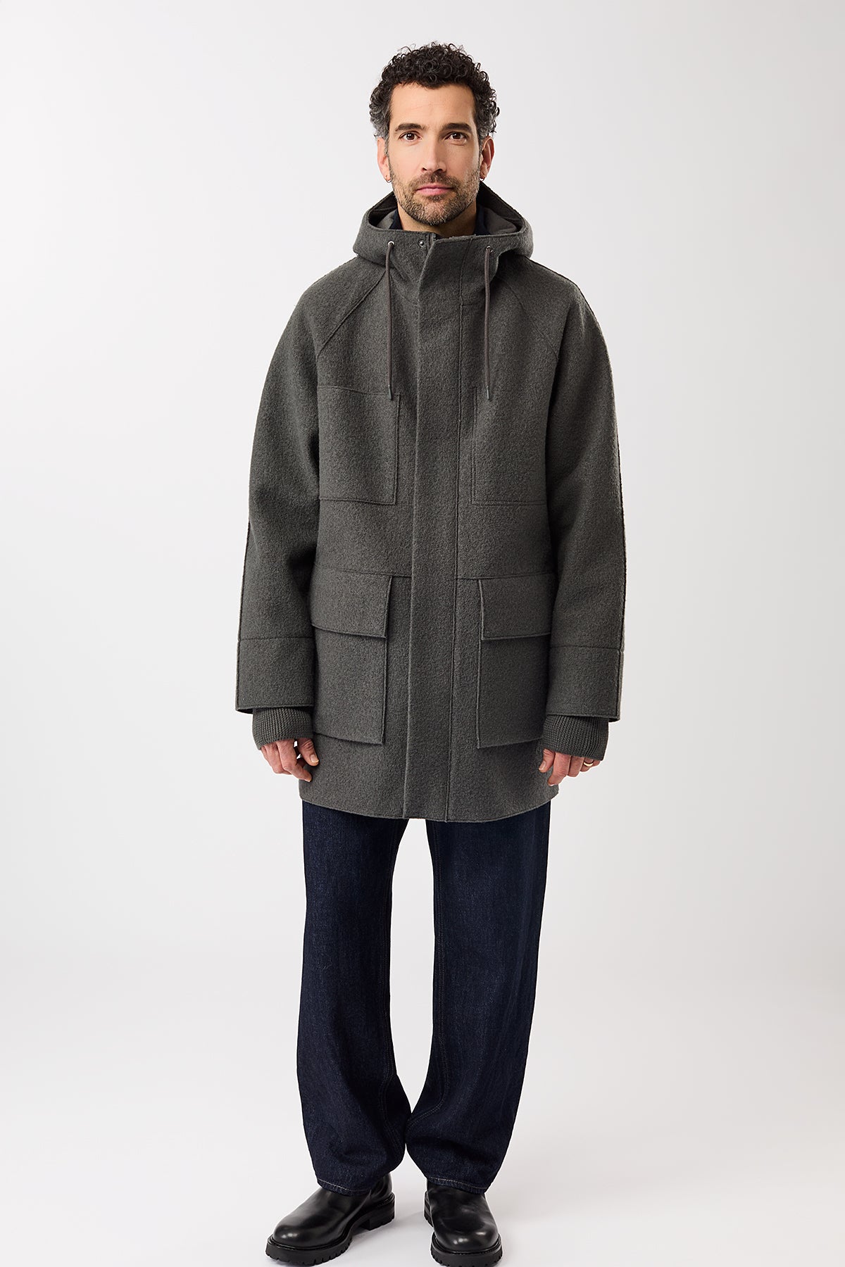 langerchen-parka-aus-techno-felt-platinum-mit-gro-en-taschen image 1