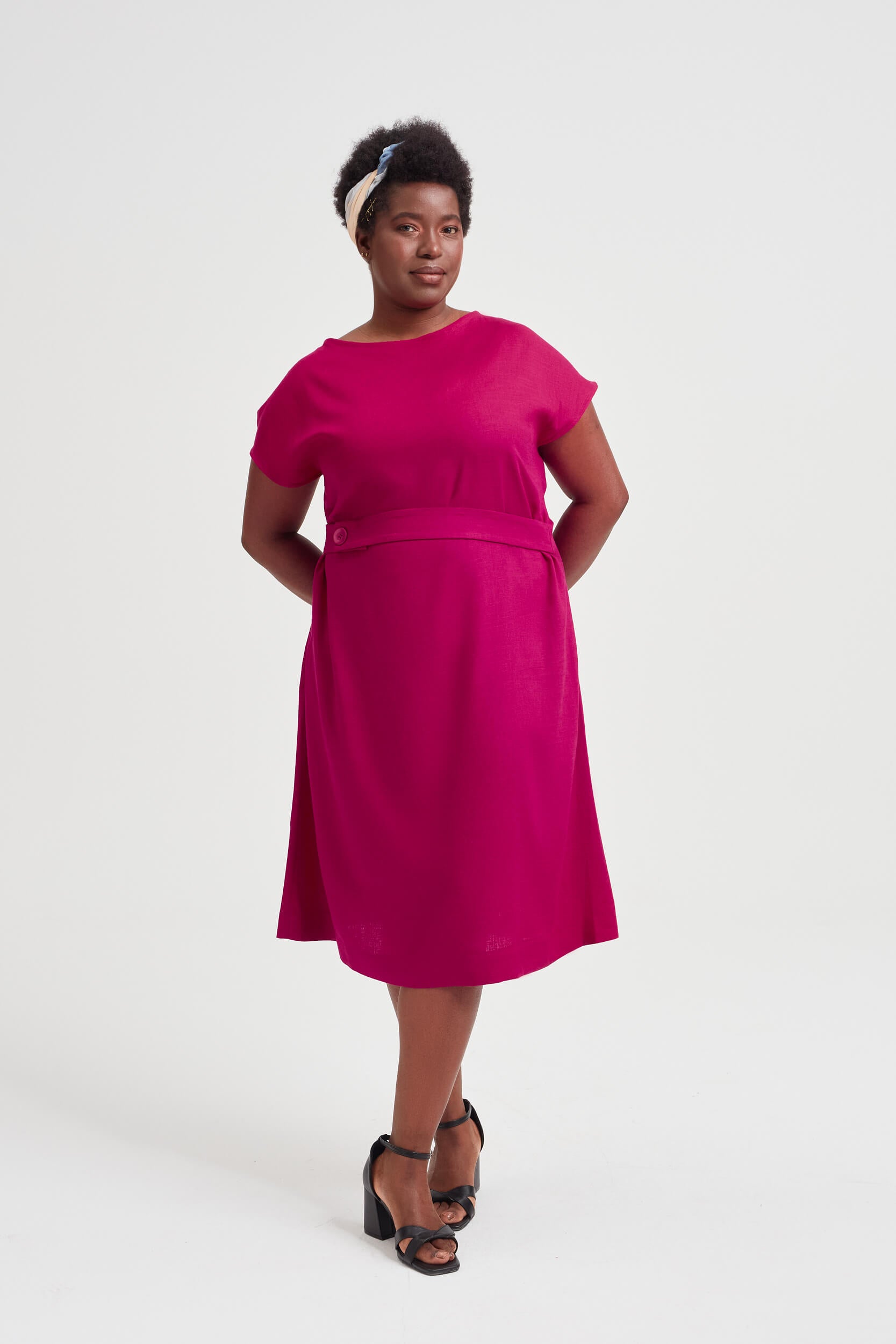 ayani-sati-midi-kleid-mit-bootsausschnitt-in-cherry-red image 7