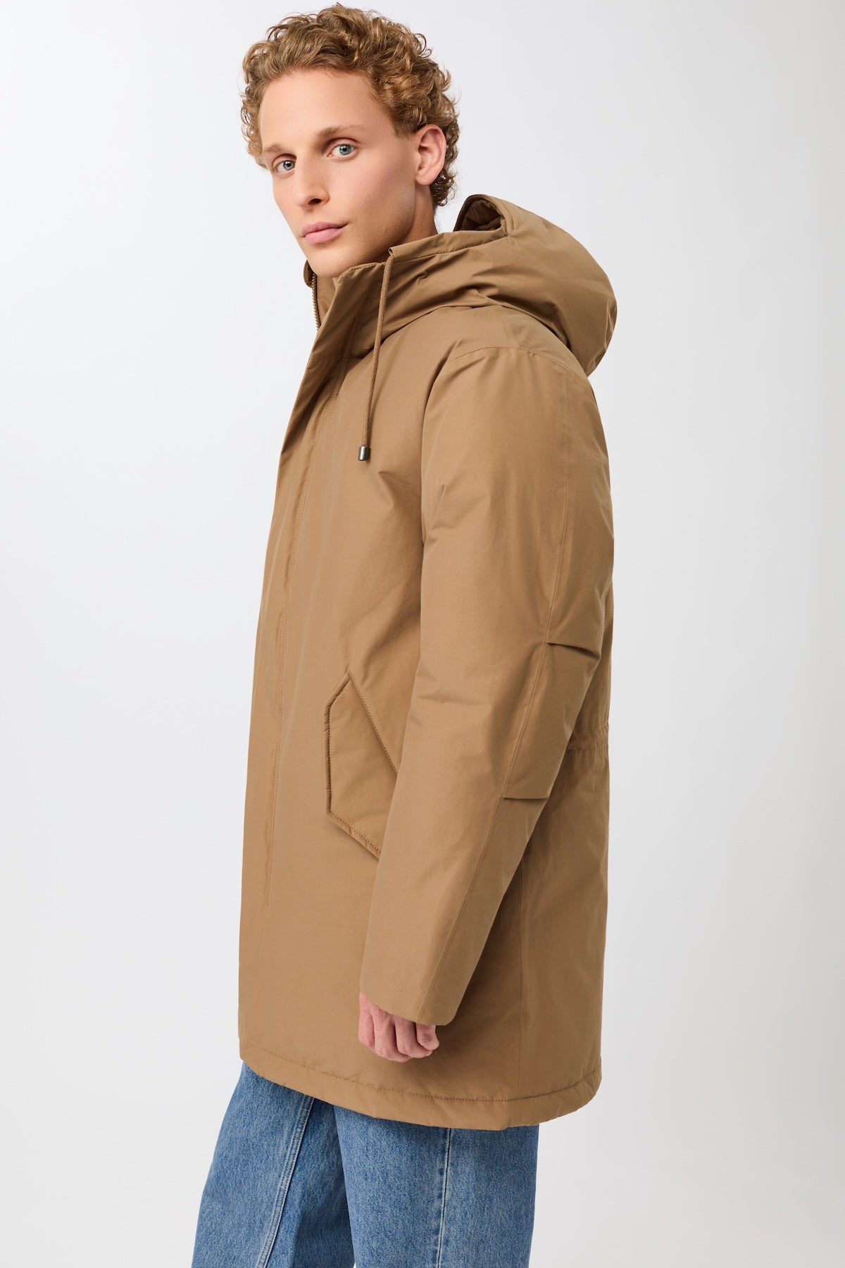 langerchen-parka-aus-eco-daune-mit-kapuze-oak-parka image 2
