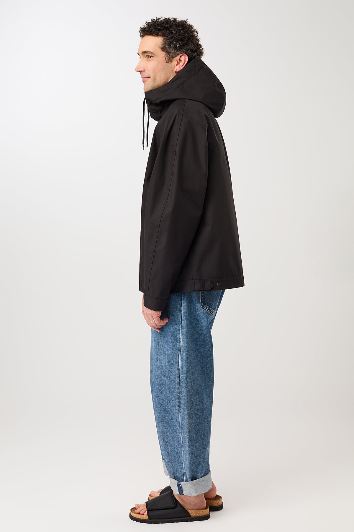 langerchen-kapuzenjacke-mit-verdeckter-knopfleiste-kurze-jacke-black image 3