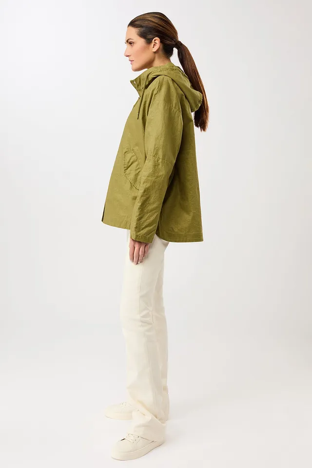 langerchen-outdoorjacke-aus-beschichtetem-leinen-kurze-jacke-in-green-olive image 1