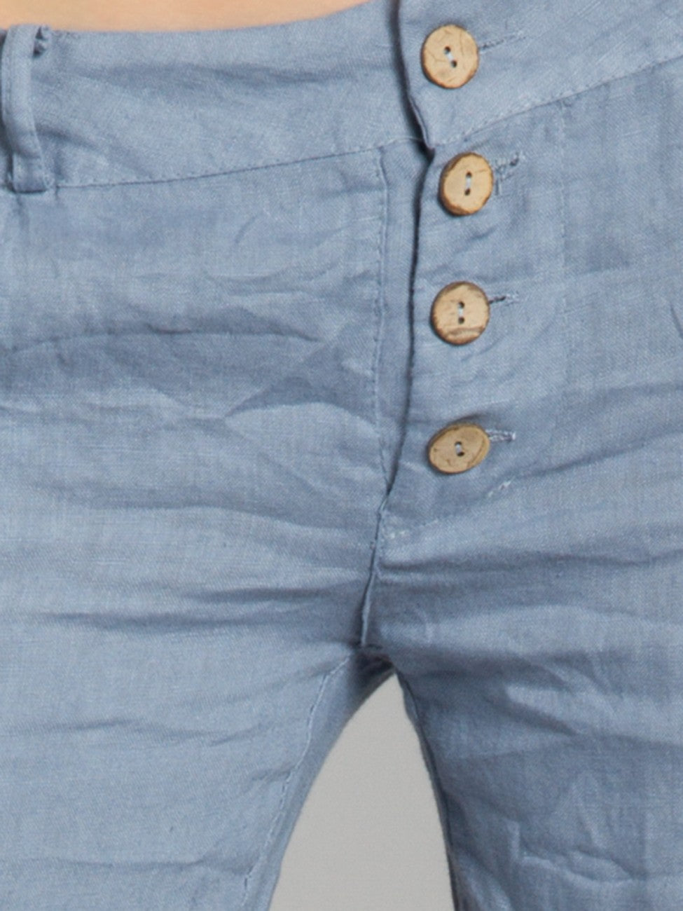 caspar-leinenshorts-no-007-damen-shorts-mit-kokoskn-pfen image 4