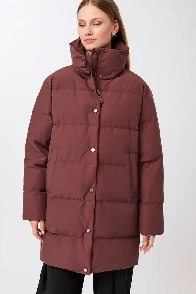 langerchen-jacke-mit-stehkragen-aus-eco-daune-kurze-jacke-burgundy image 1