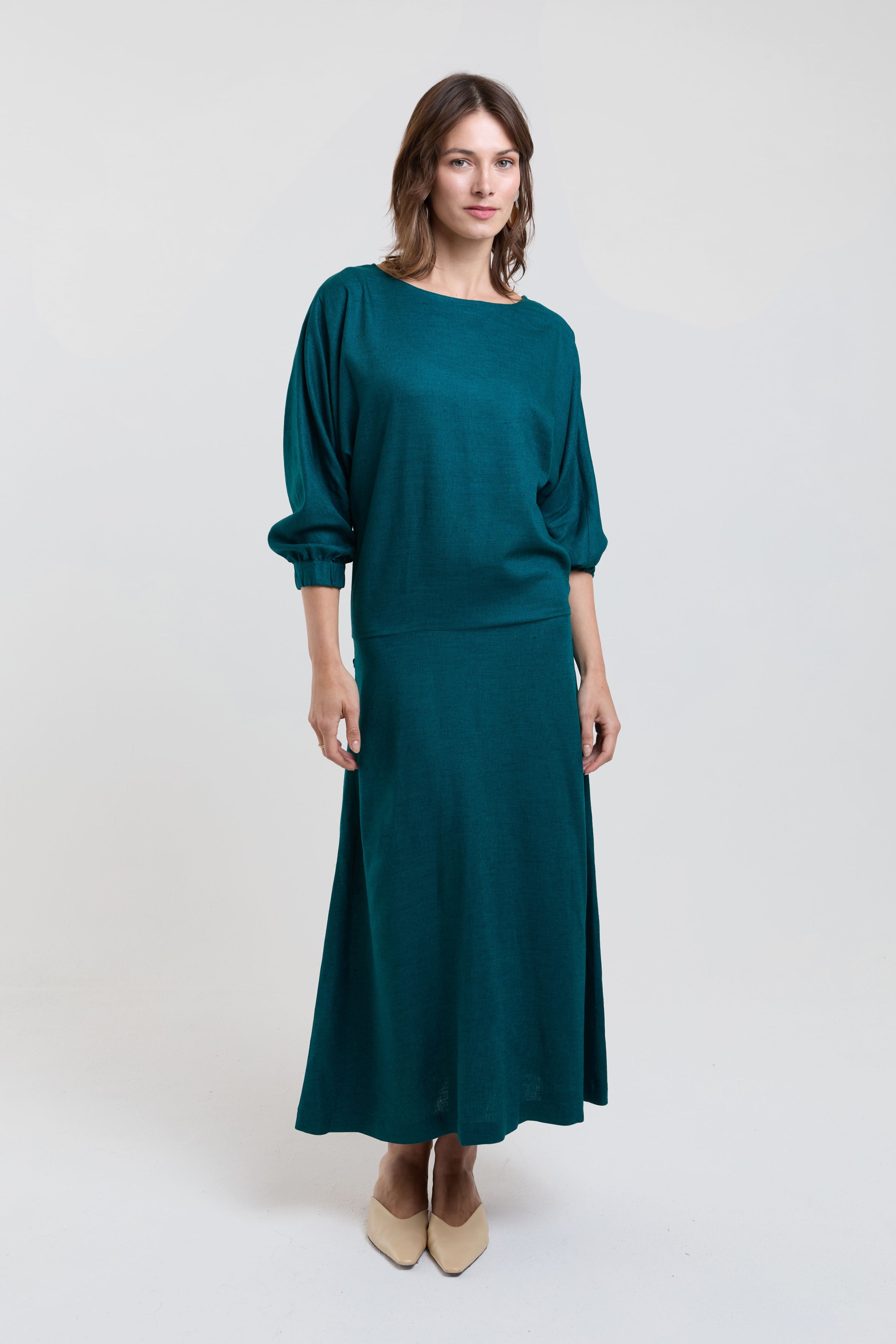 ayani-andrea-midi-dress-mit-langarm-und-verstellbarer-taille-in-gr-n image 5