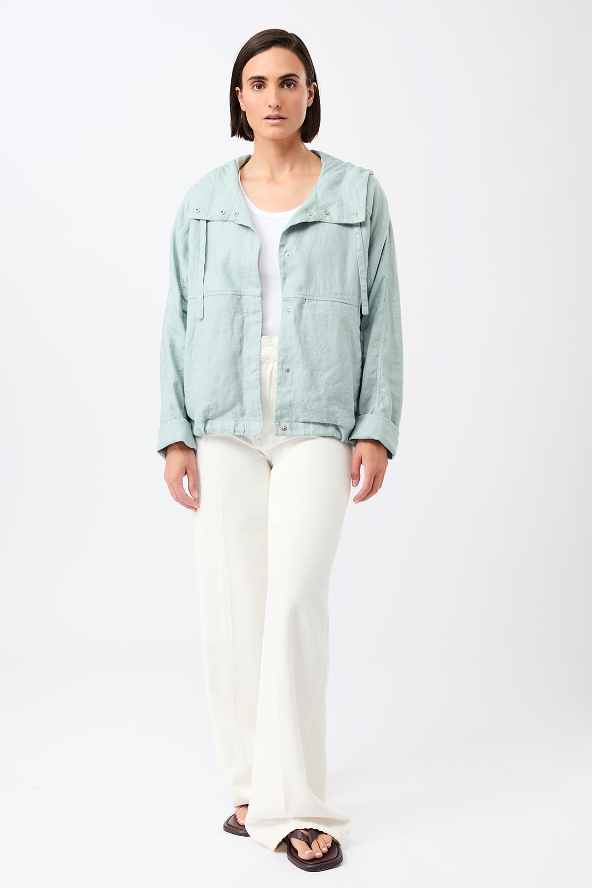 langerchen-flow-lockere-jacke-mit-kordelzug-kapuze-kurze-leinenjacke image 5