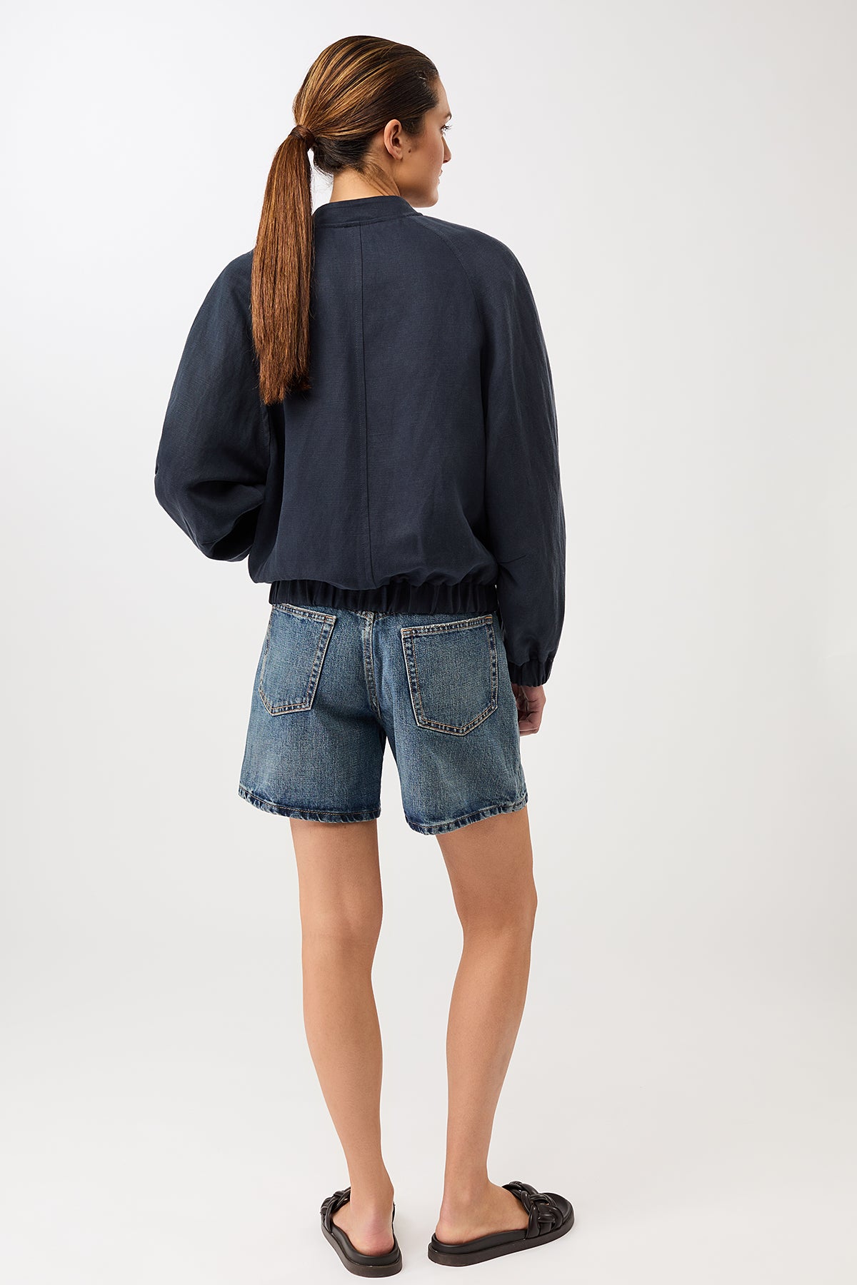 langerchen-bomberjacke-aus-tencel-navy image 4