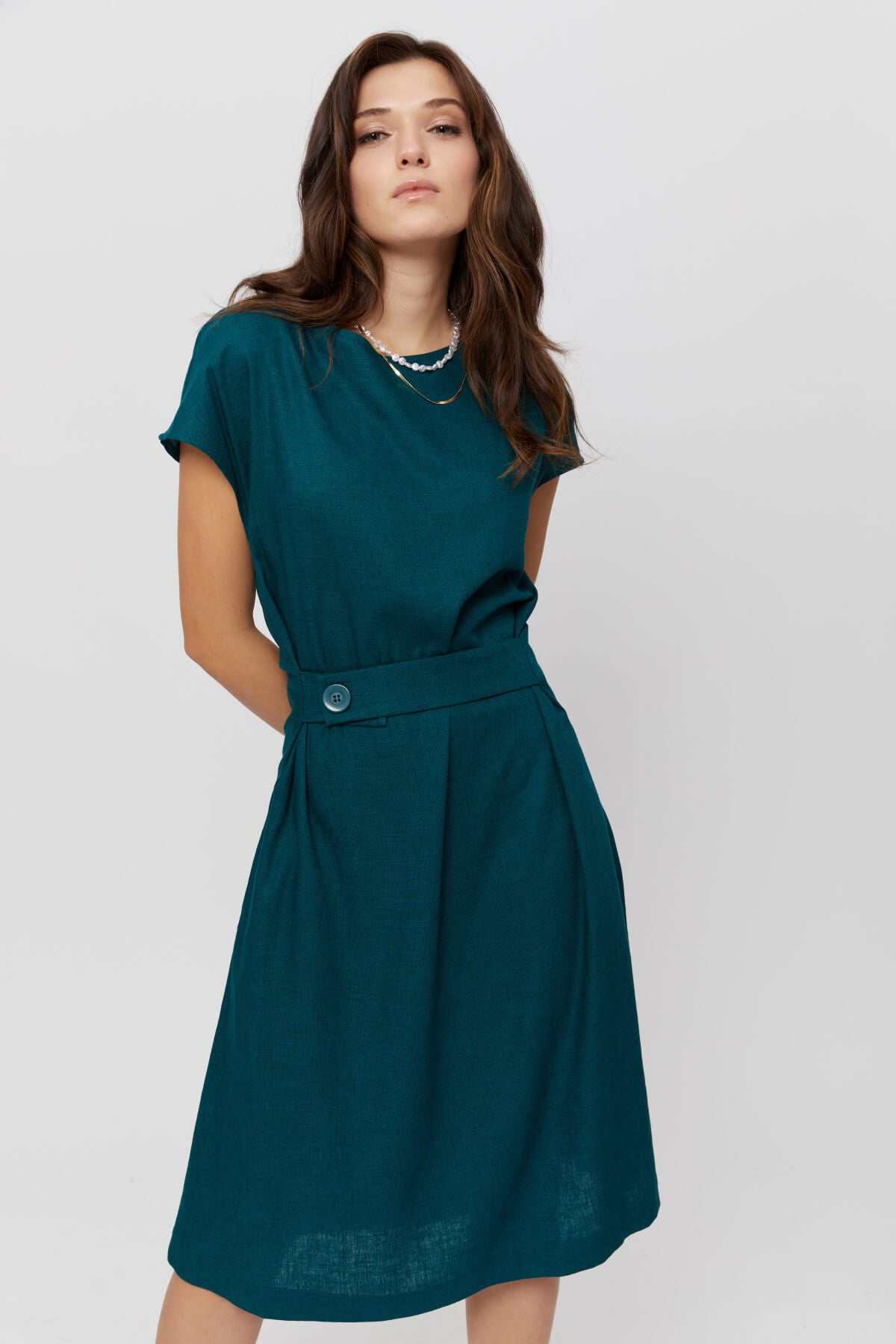 ayani-sati-midi-kleid-bootsausschnitt-gr-n image 4