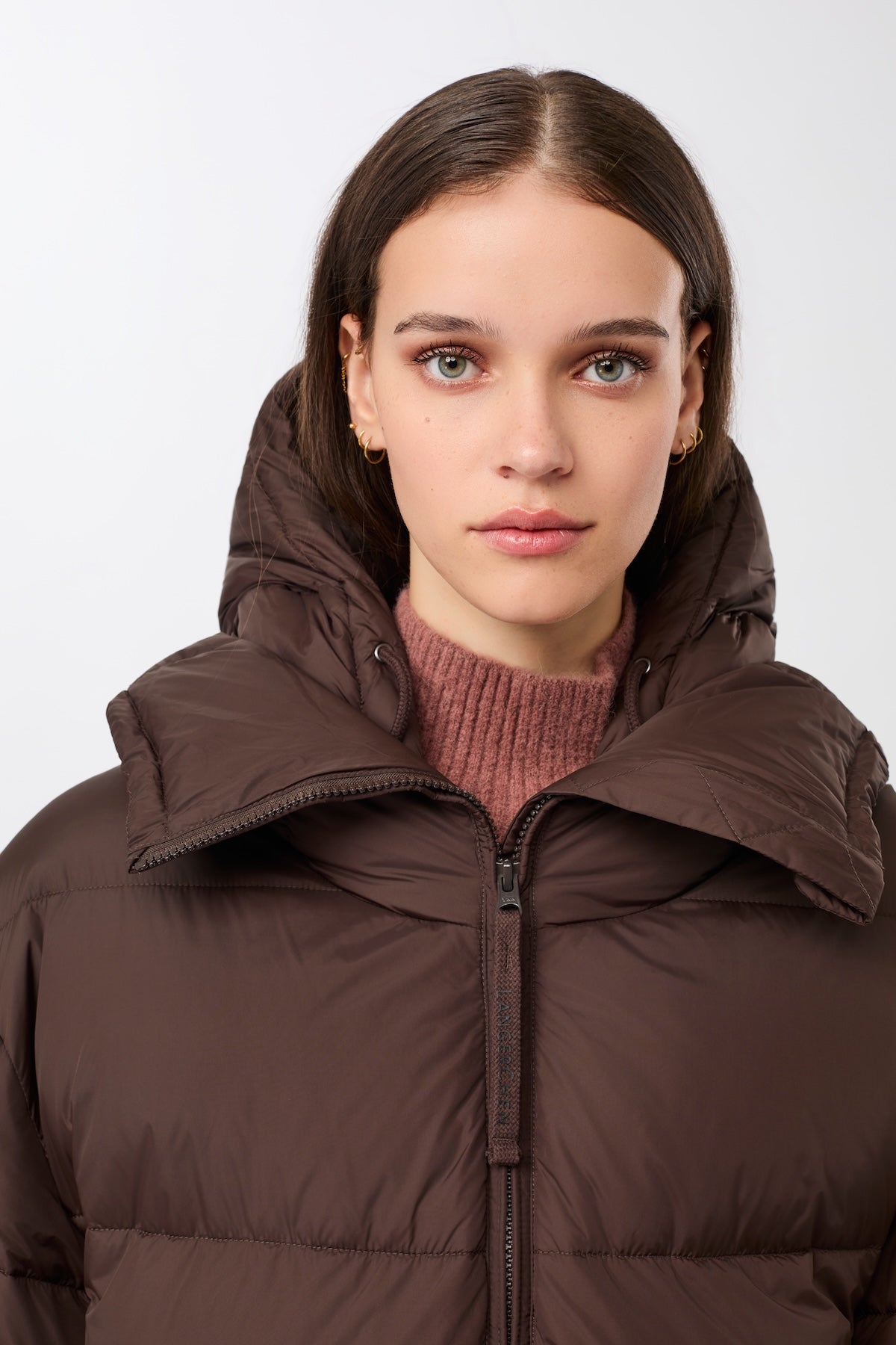 langerchen-steppjacke-mit-kragen-und-abnehmbarer-kapuze-coffee image 2