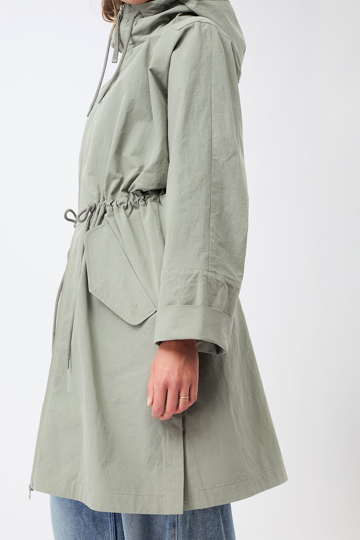 langerchen-shadow-langer-parka-mit-druckkn-pfen-und-rmelaufschlag image 4