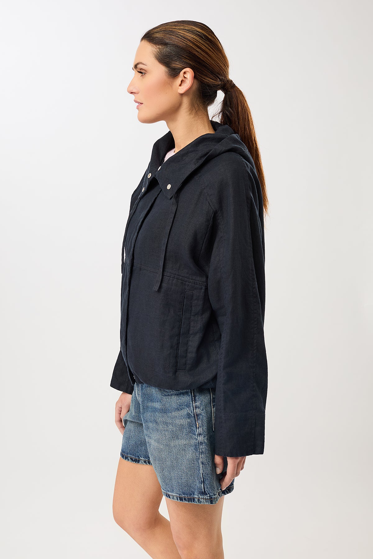 langerchen-lockere-jacke-mit-kordelzug-navy image 2