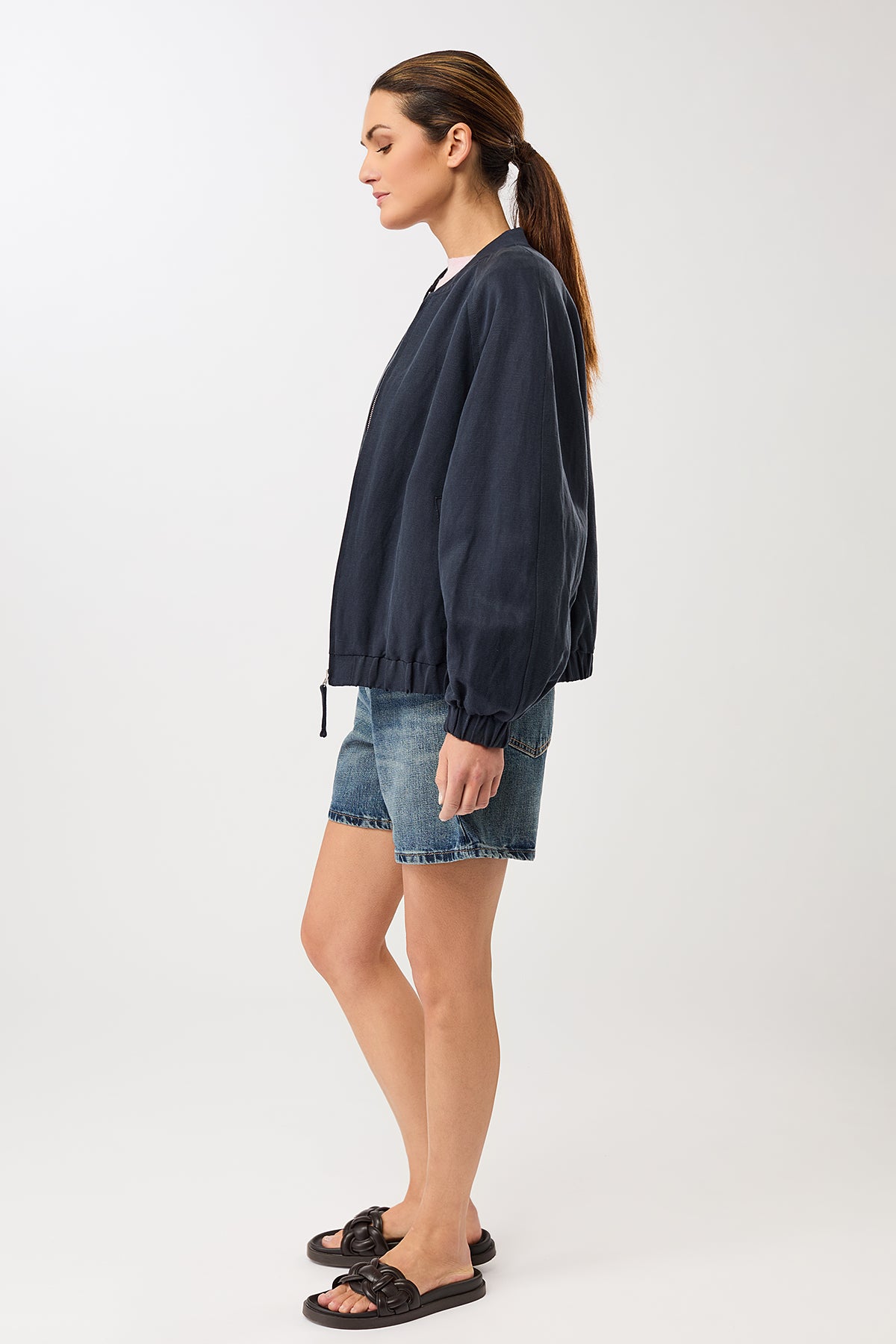 langerchen-bomberjacke-aus-tencel-navy image 3