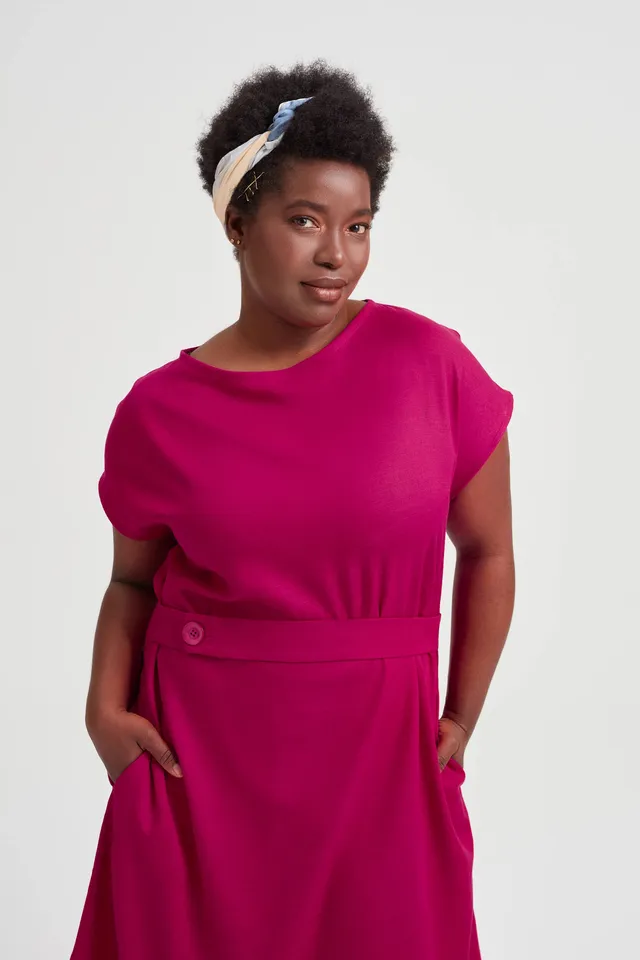 ayani-sati-midi-kleid-mit-bootsausschnitt-in-cherry-red image 1