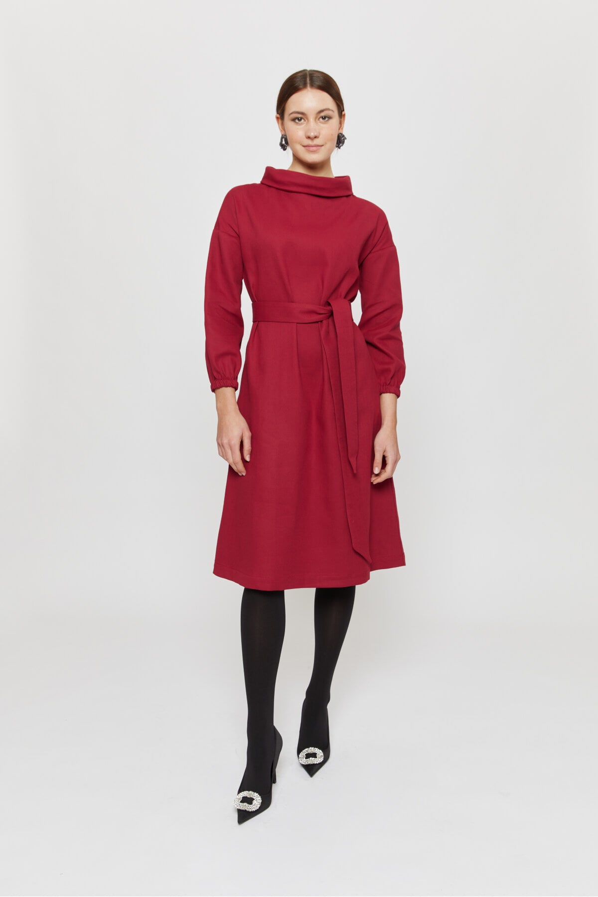 ayani-amalia-midi-winterkleid-mit-rundhals-in-rot-bordo image 3