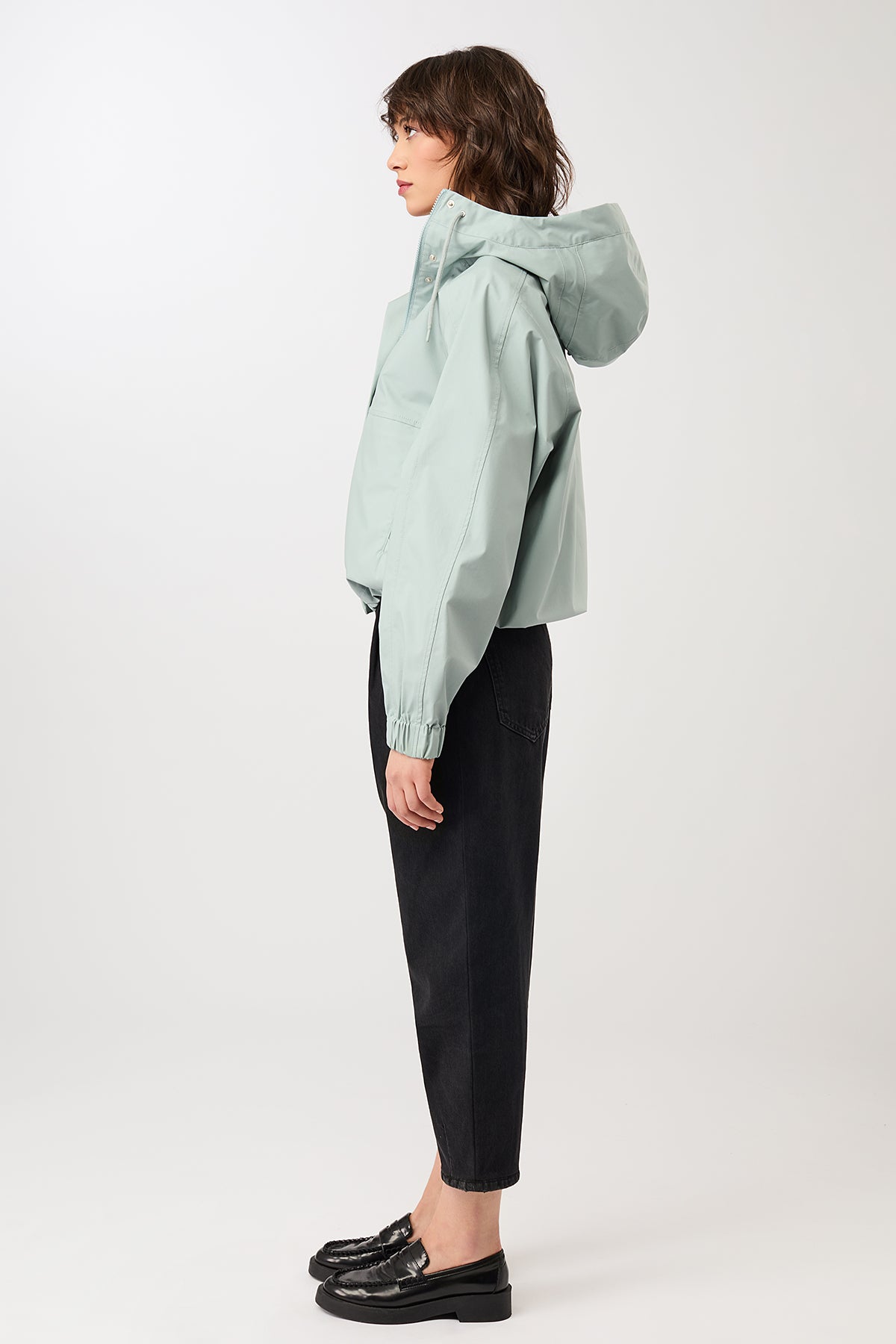 langerchen-kurze-regenjacke-mit-rei-verschlusstasche-flow-regenjacke image 2
