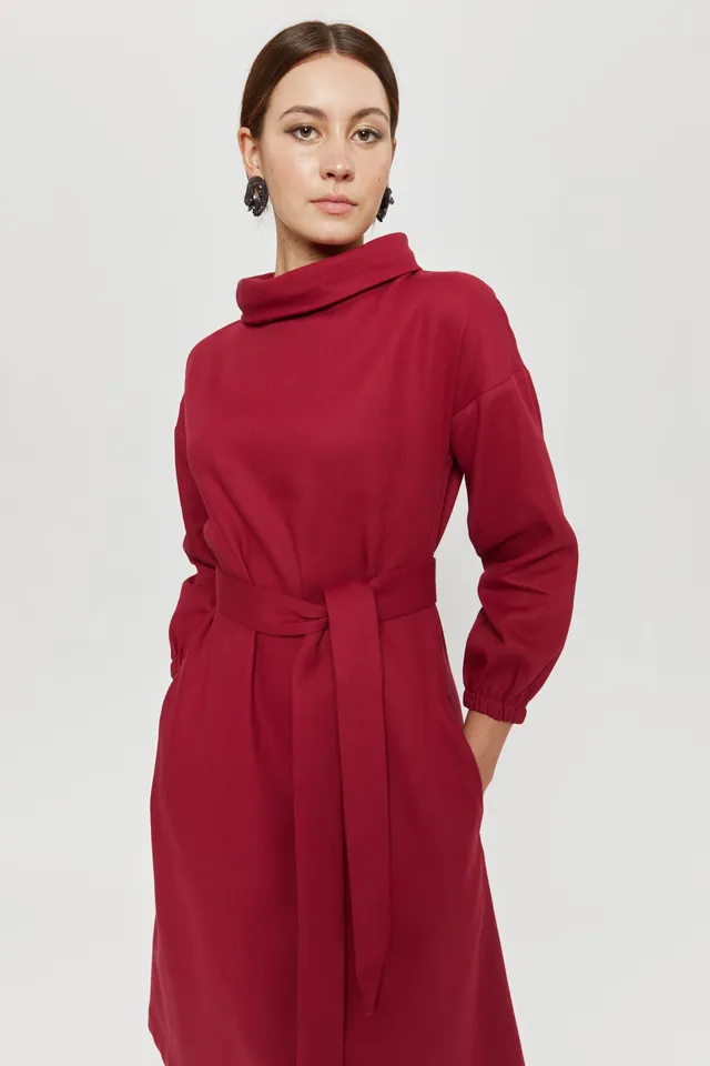 ayani-amalia-midi-winterkleid-mit-rundhals-in-rot-bordo image 1