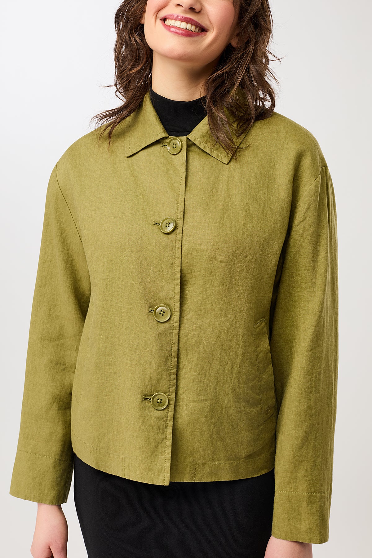 langerchen-schlichte-jacke-aus-leinen-kurze-jacke-green-olive image 2